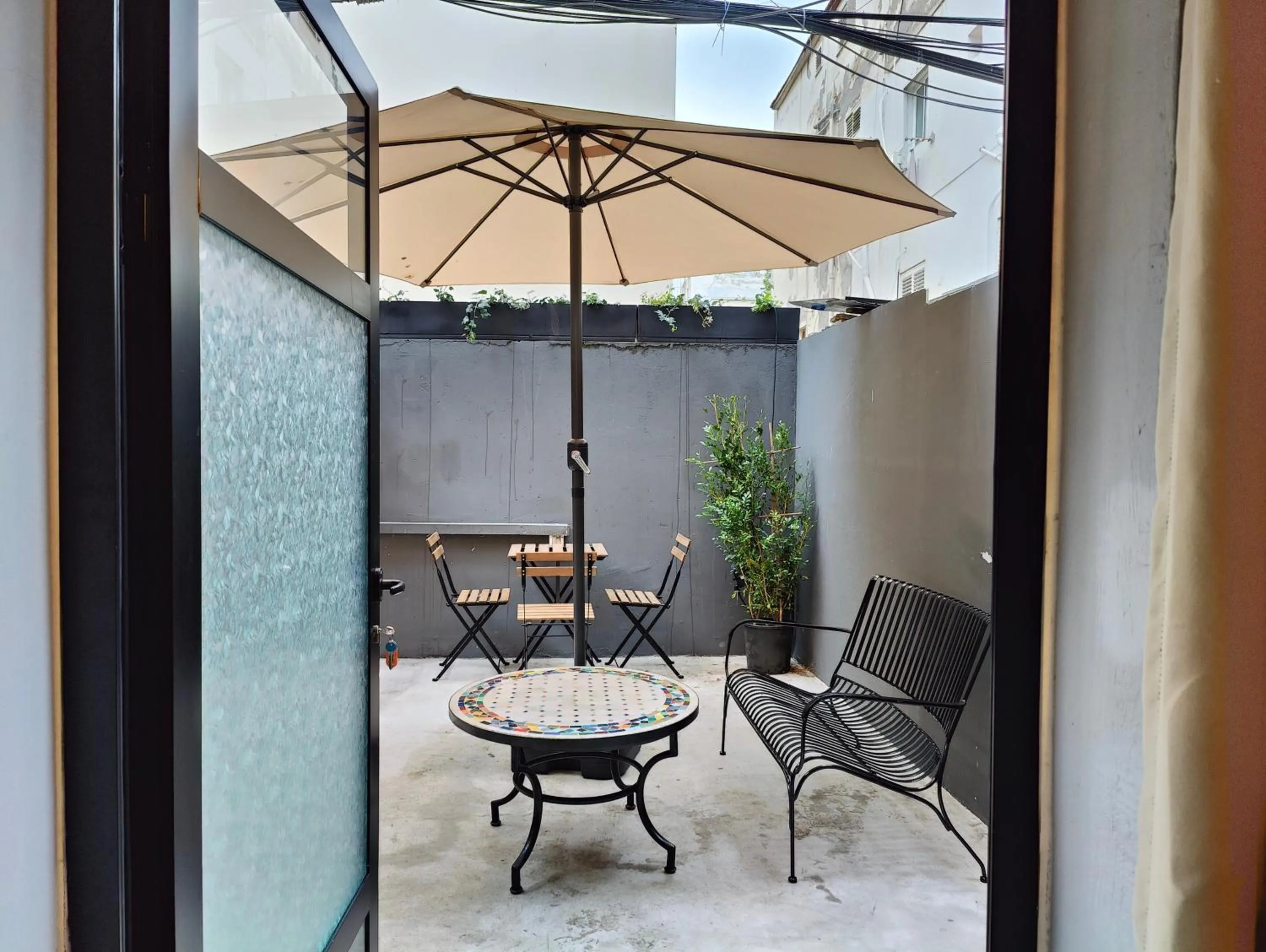 Balcony/Terrace in Levinski Market Hotel