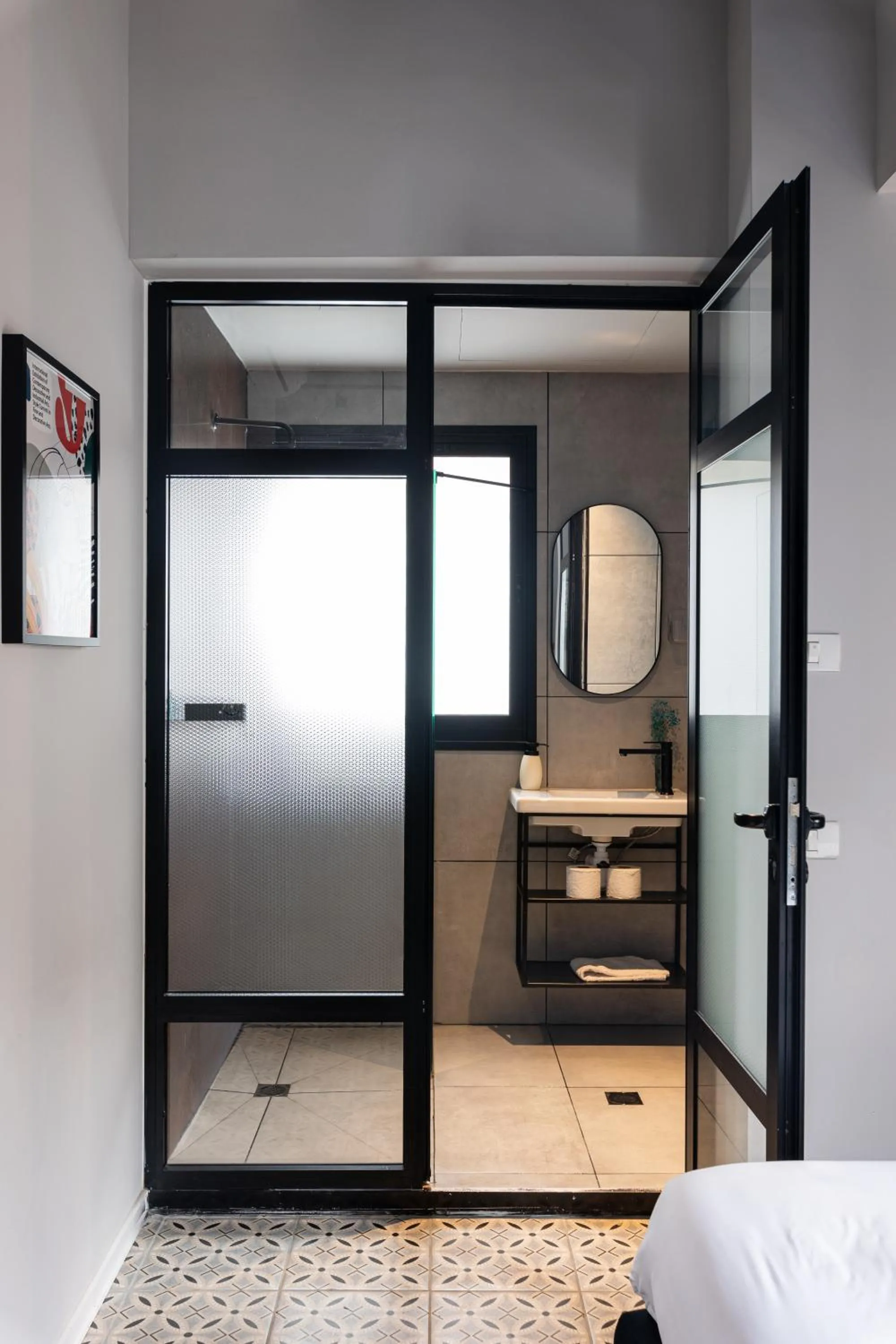 Bathroom in Levinski Market Hotel