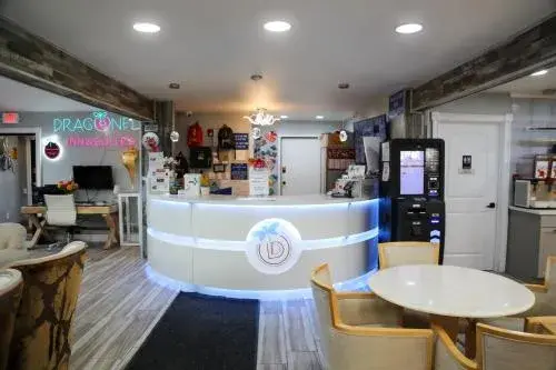 Dragonfly Inn & Suites Dragonfly Inn & Suites