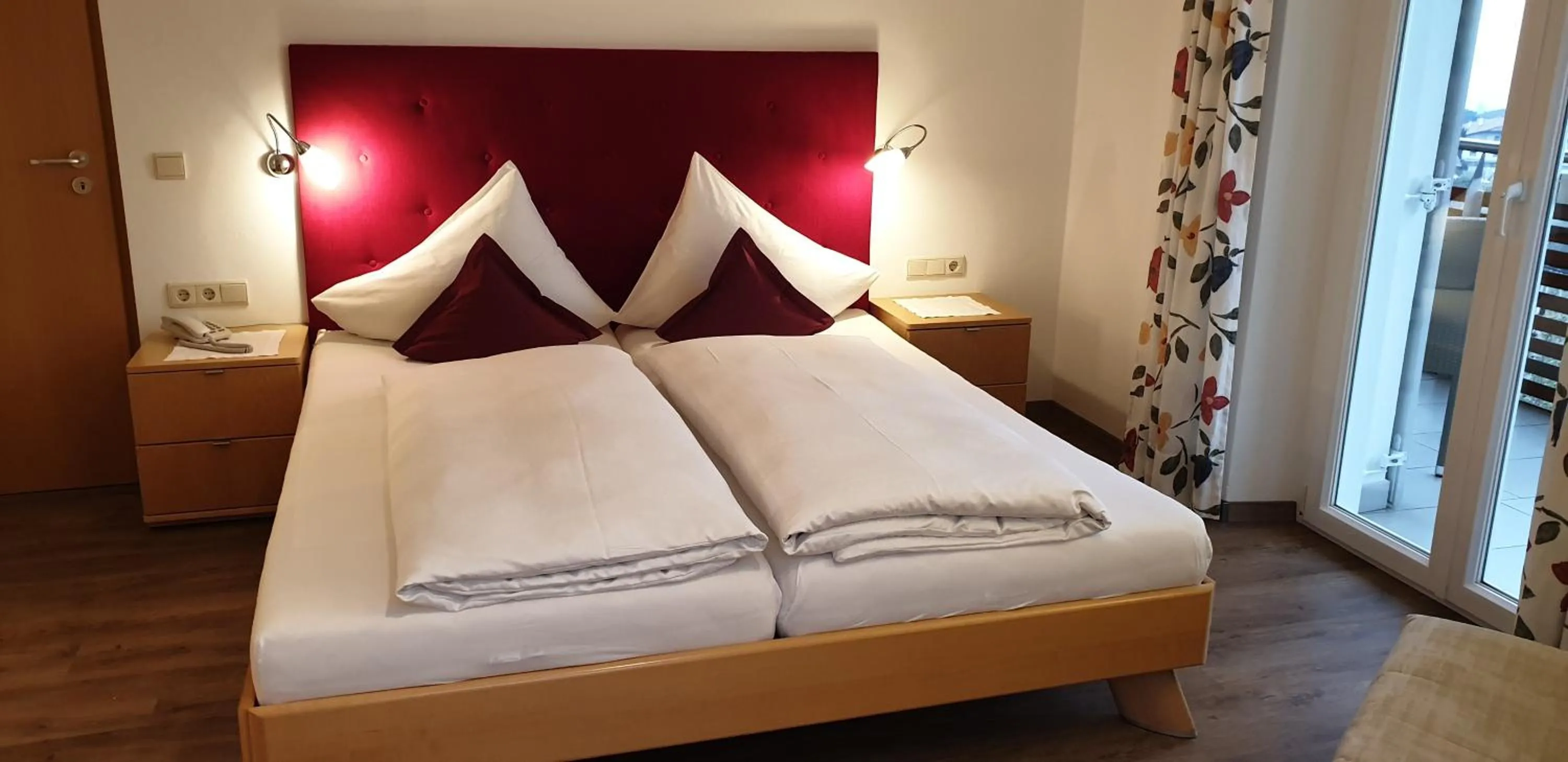 Photo of the whole room, Bed in Appartements Dornach