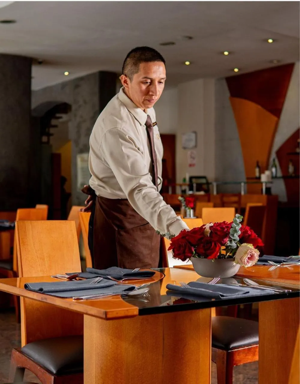 Restaurant/places to eat in El Dorado Hotel