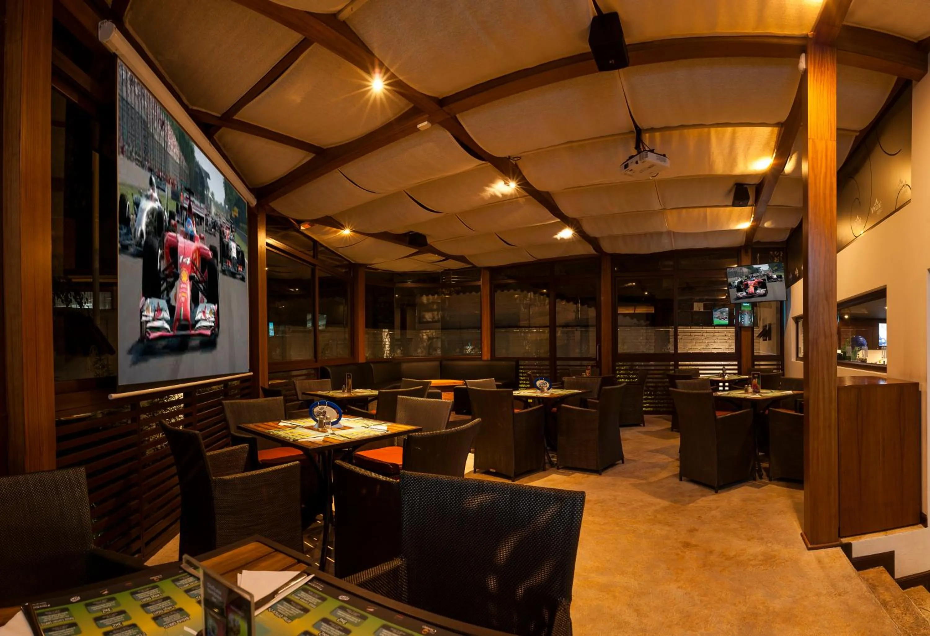 Food and drinks in El Dorado Hotel