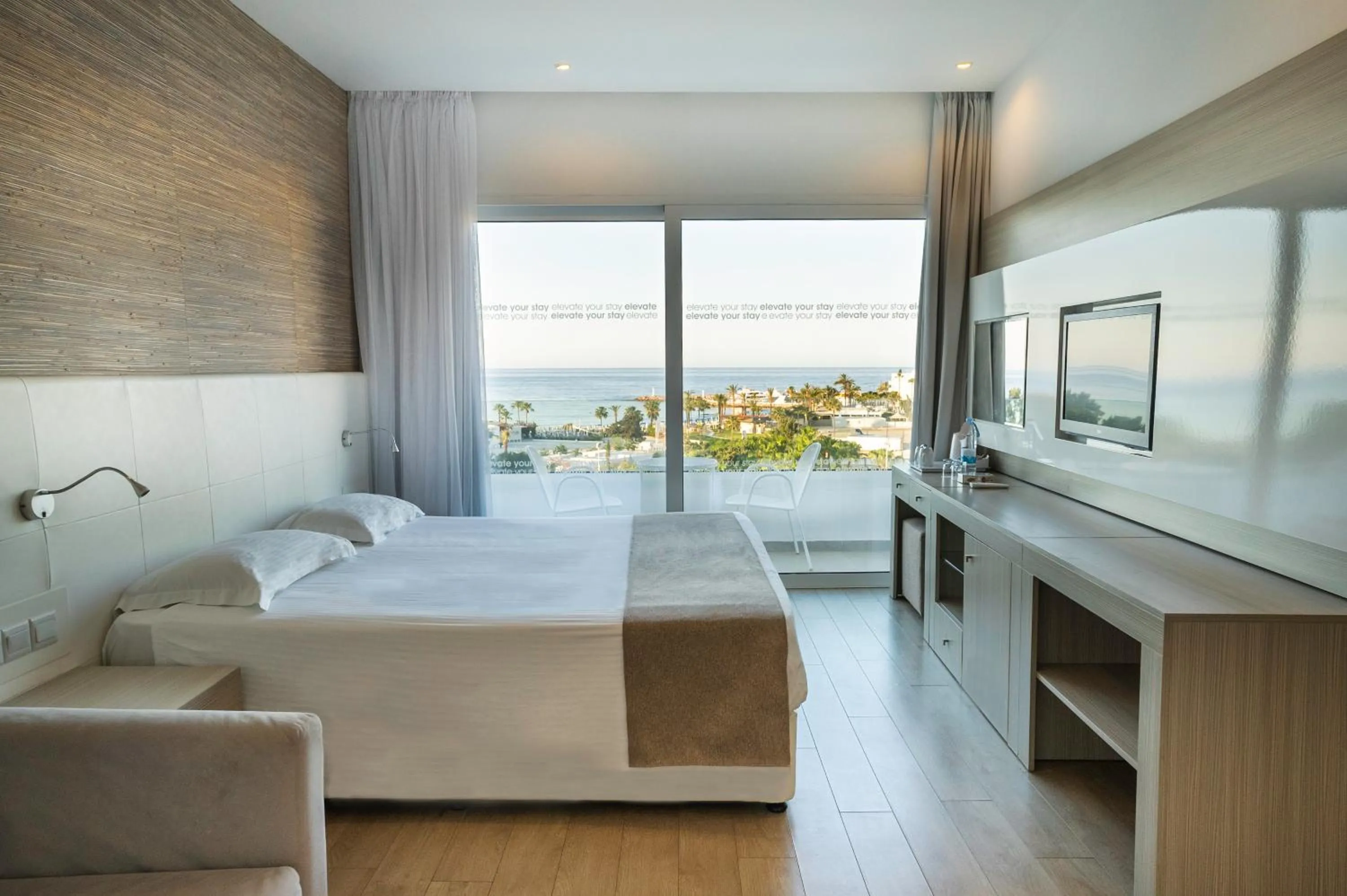 Bedroom, Bed in MARGADINA HOTEL