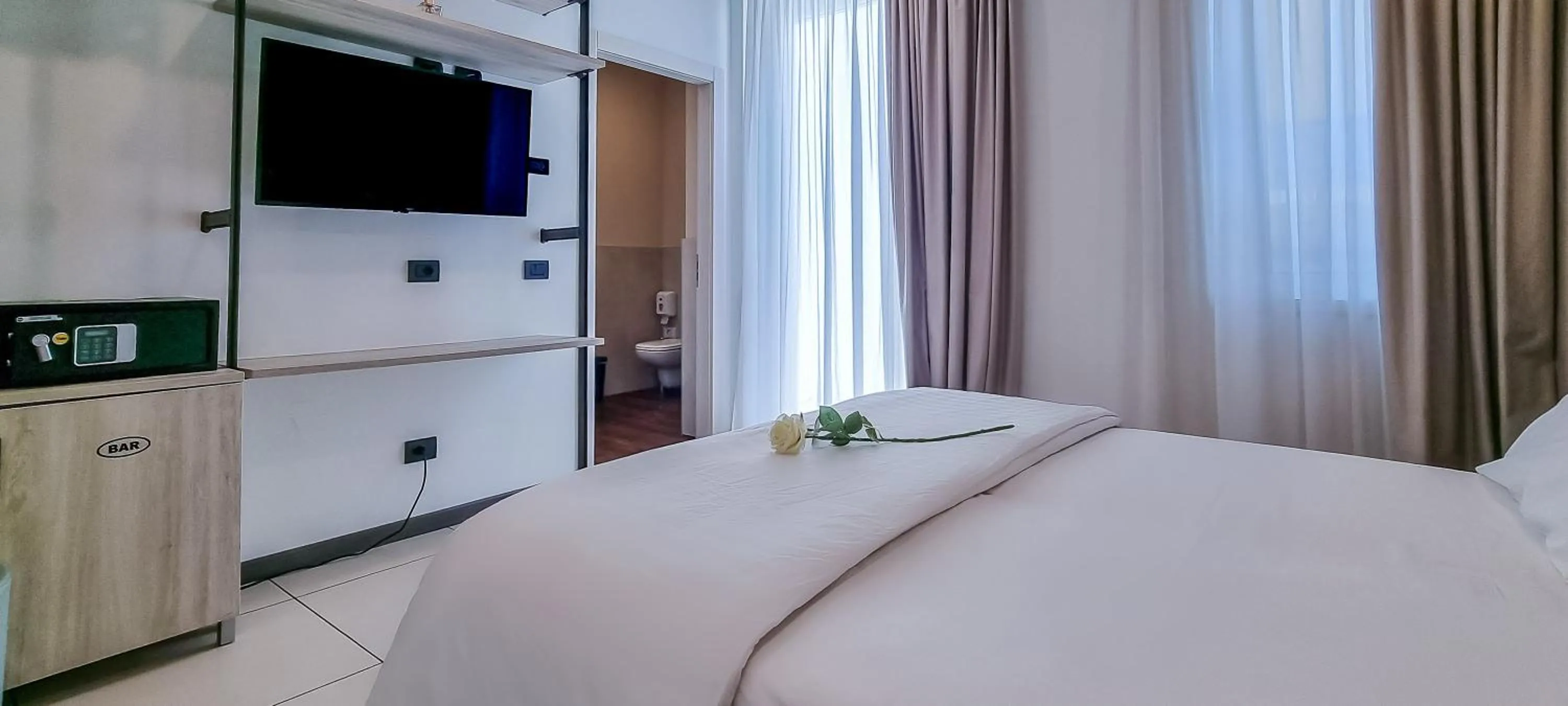 Bed in Hotel Benaco Garda ***S