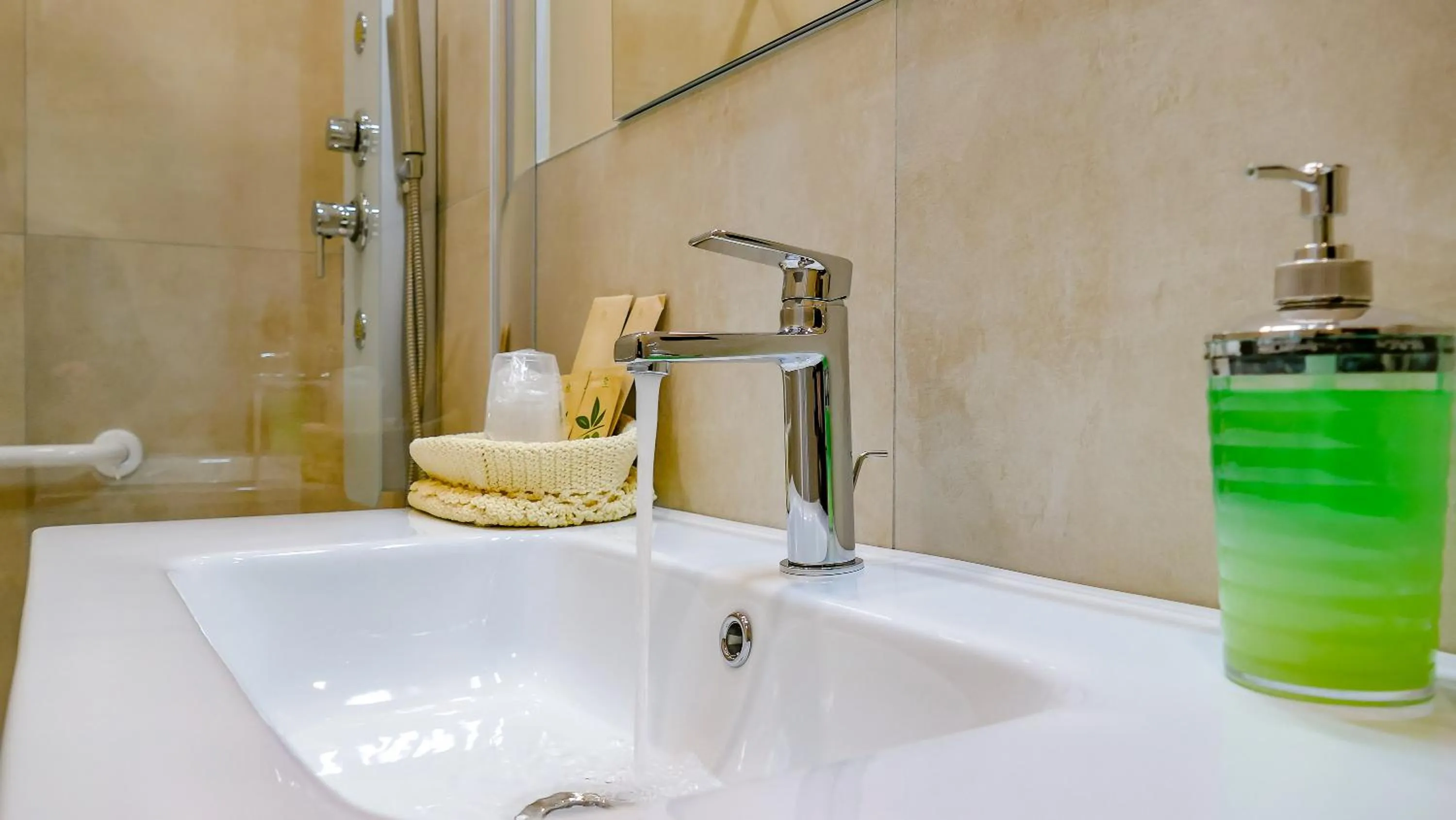 Bathroom in Hotel Benaco Garda ***S