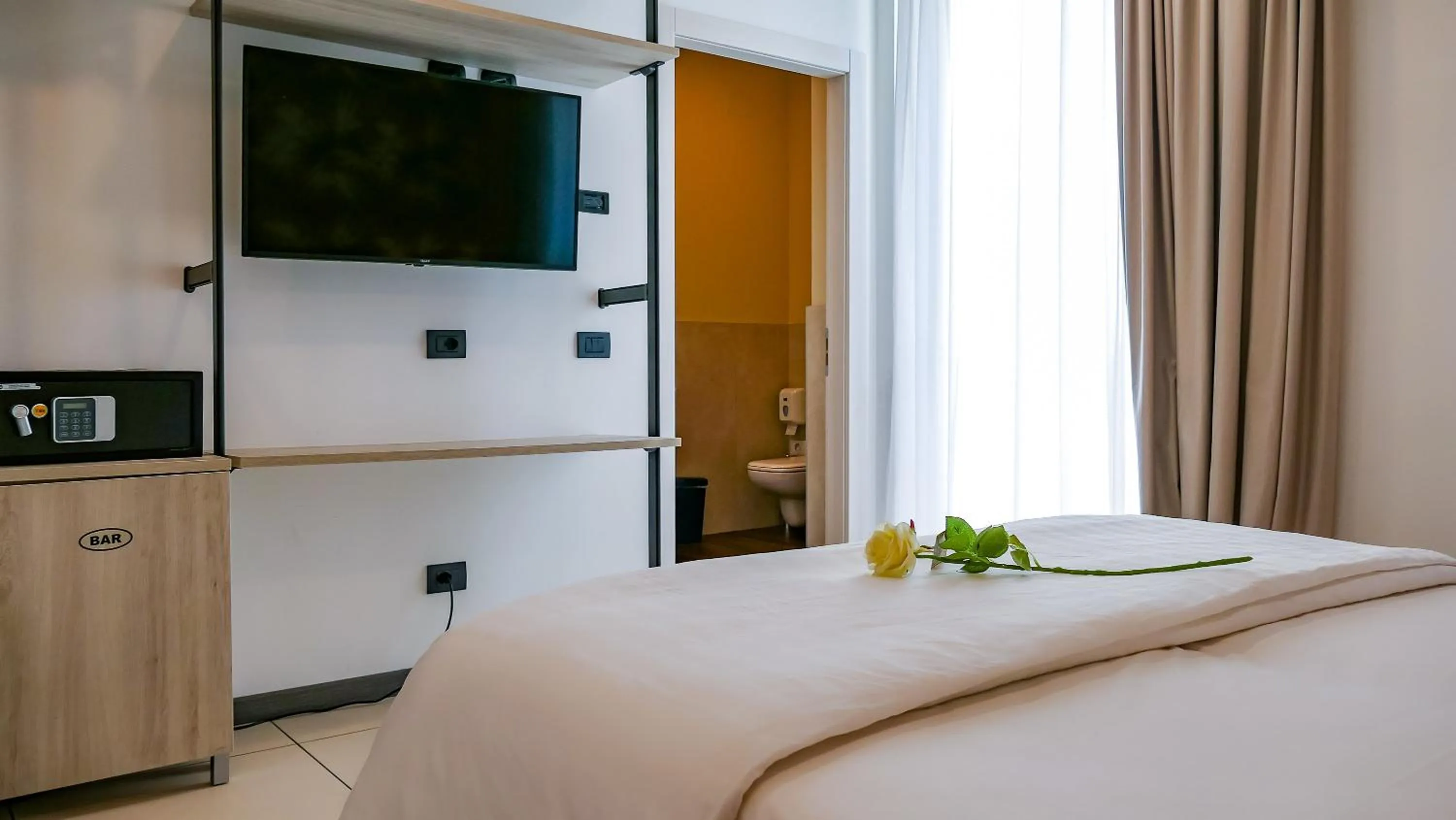 Bed in Hotel Benaco Garda ***S