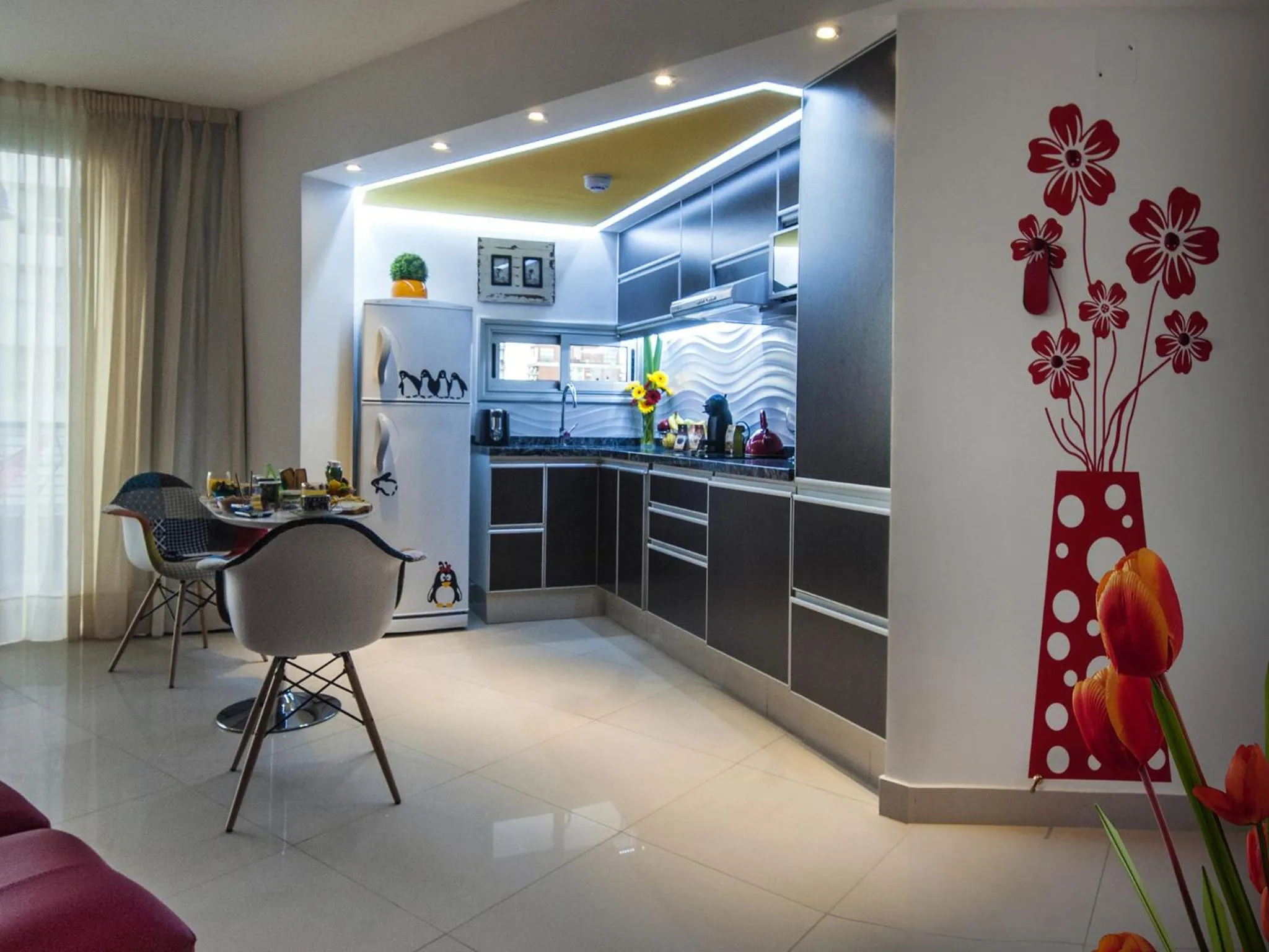 Kitchen or kitchenette in Shoshana Hotel Boutique