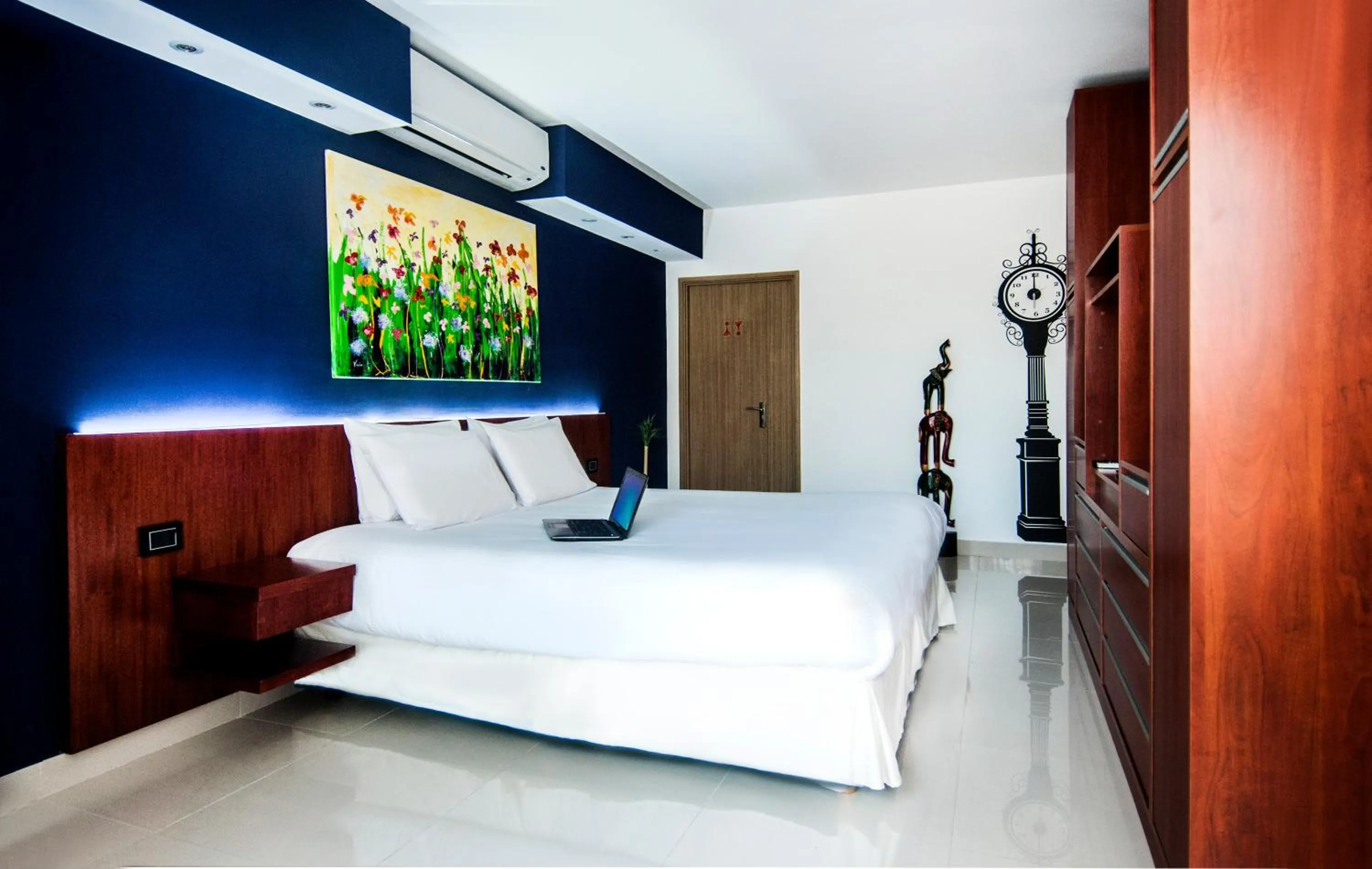 Photo of the whole room, Bed in Shoshana Hotel Boutique