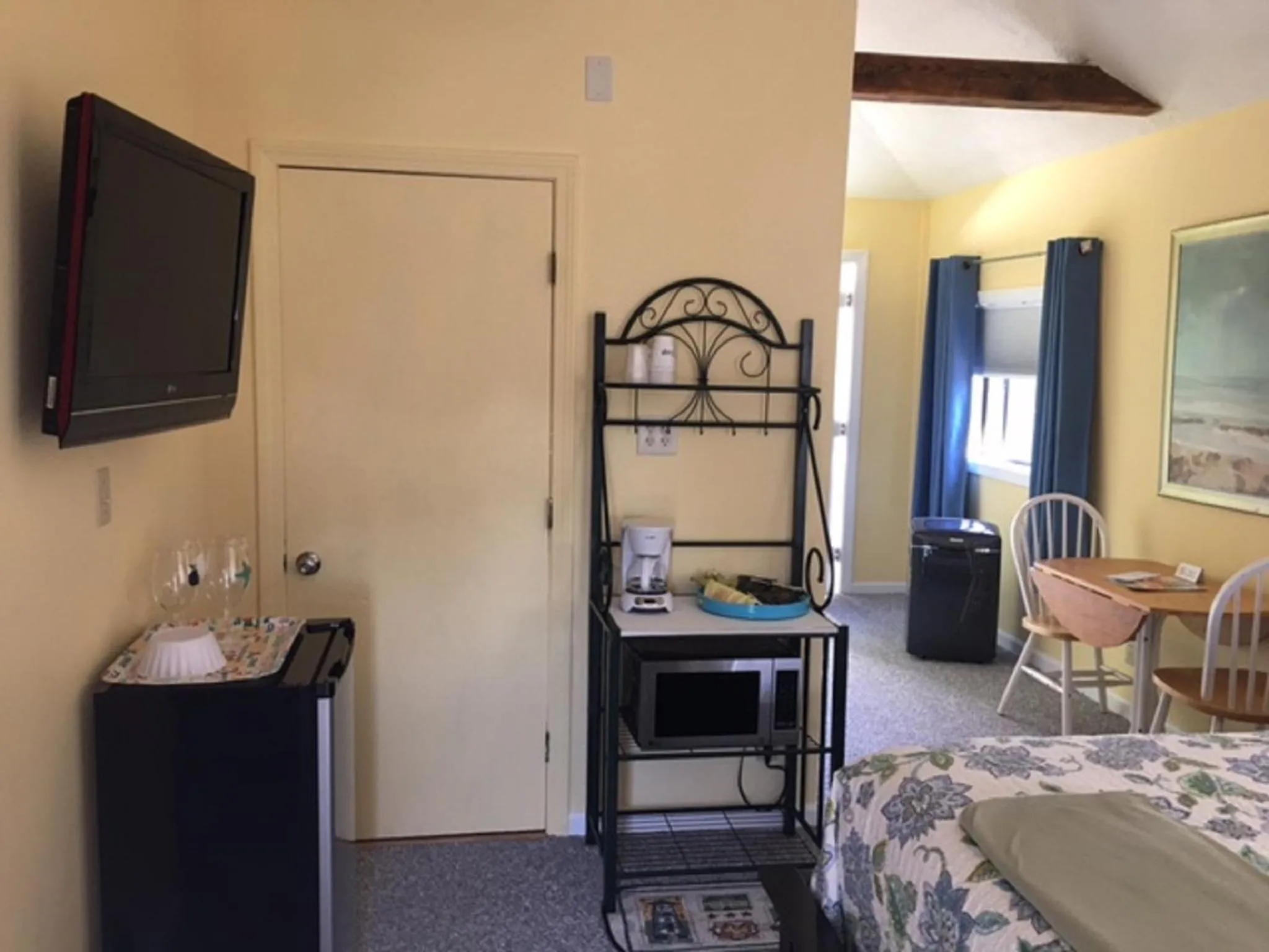 Bedroom, Bed in Footbridge North Hotel