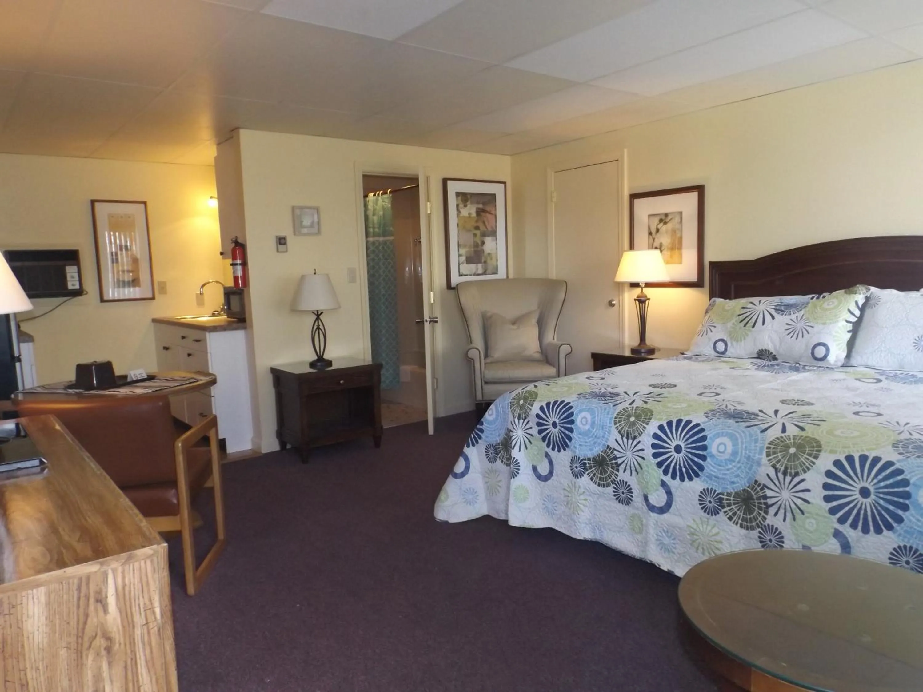 Bedroom, Bed in Footbridge North Hotel