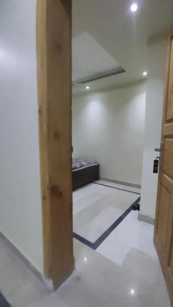 Inner courtyard view, Bed in Hotel Le Meridien