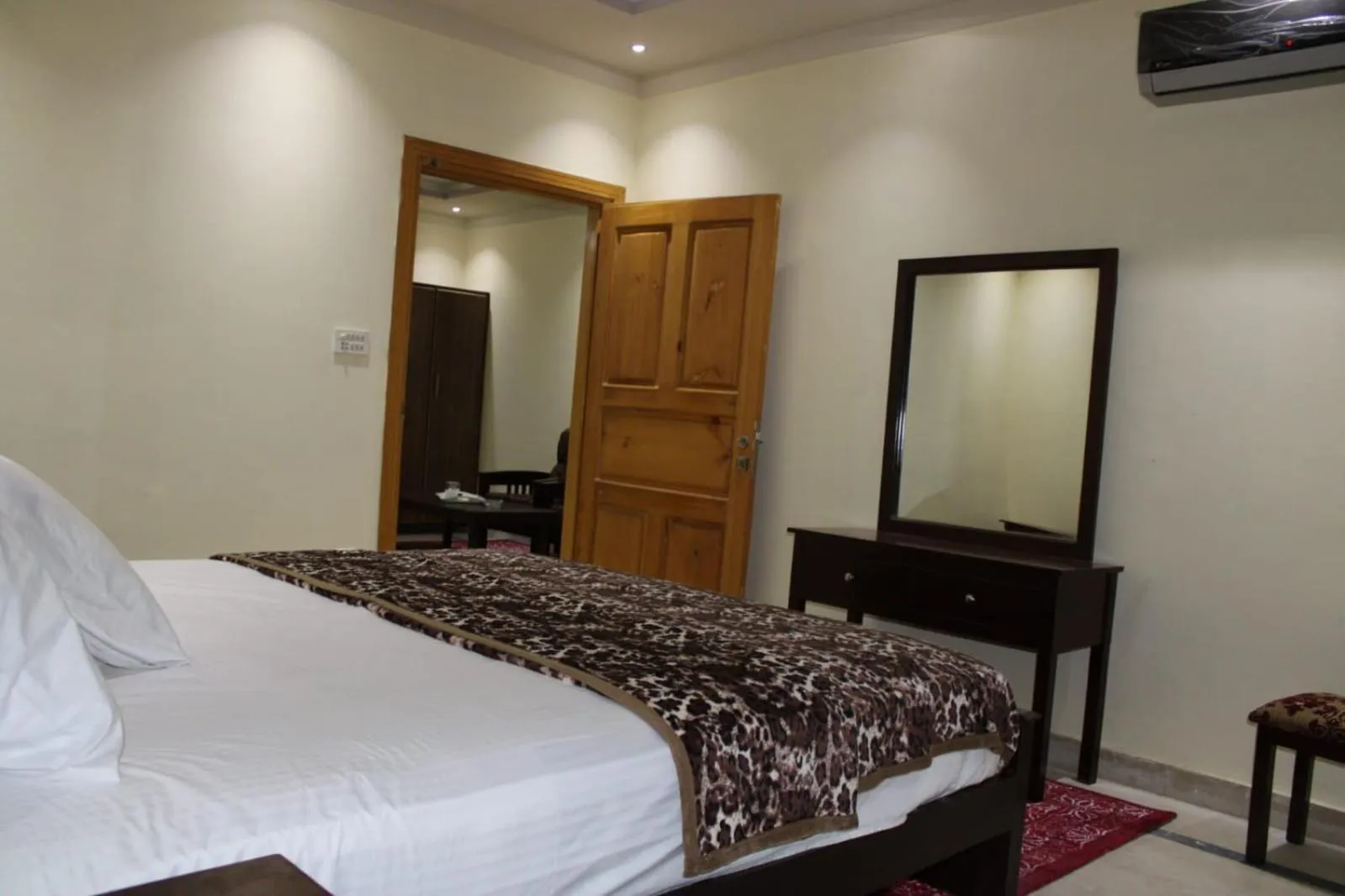 Bedroom, Bed in Hotel Le Meridien