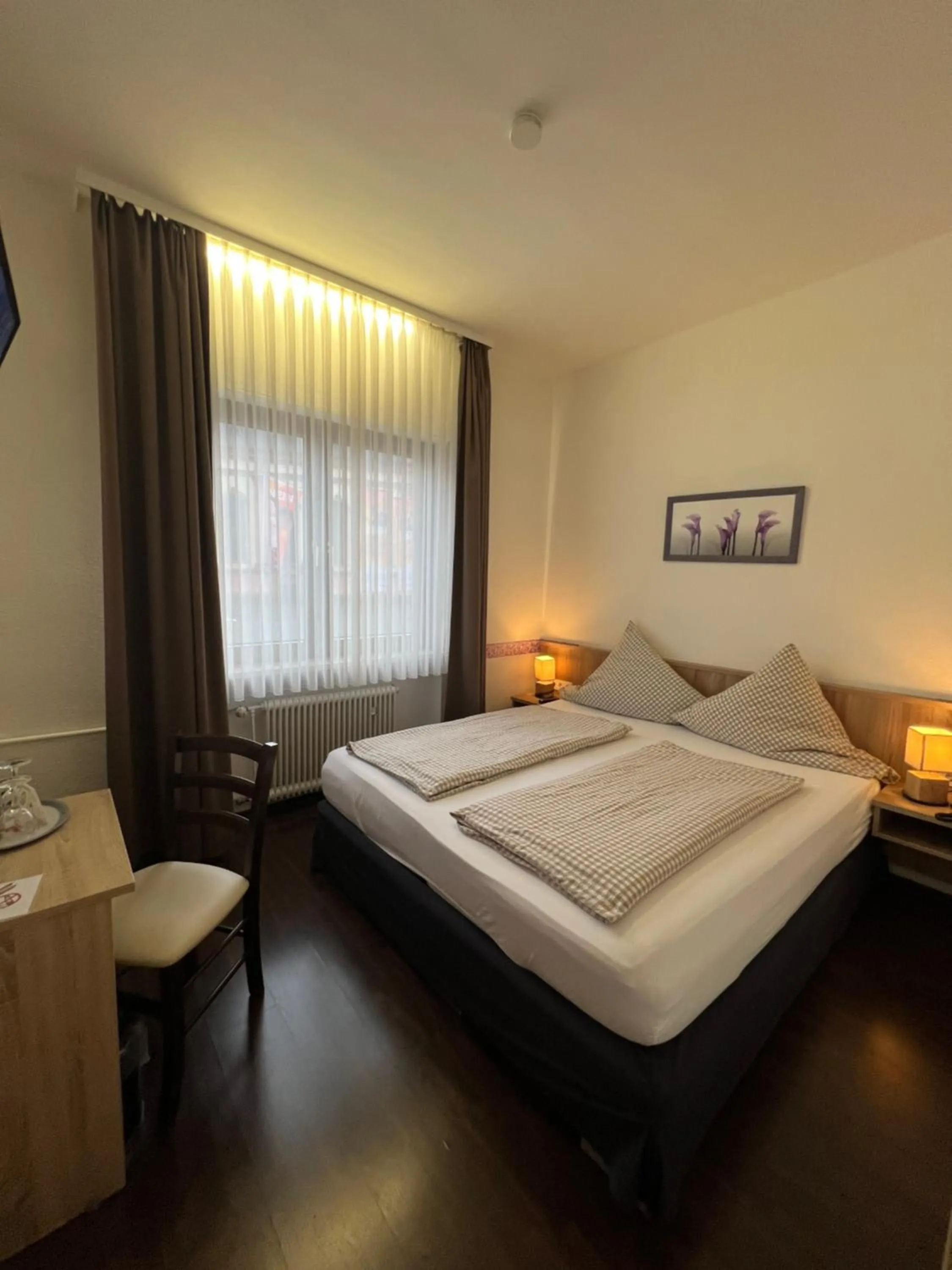 Photo of the whole room, Bed in Hotel Hüttl