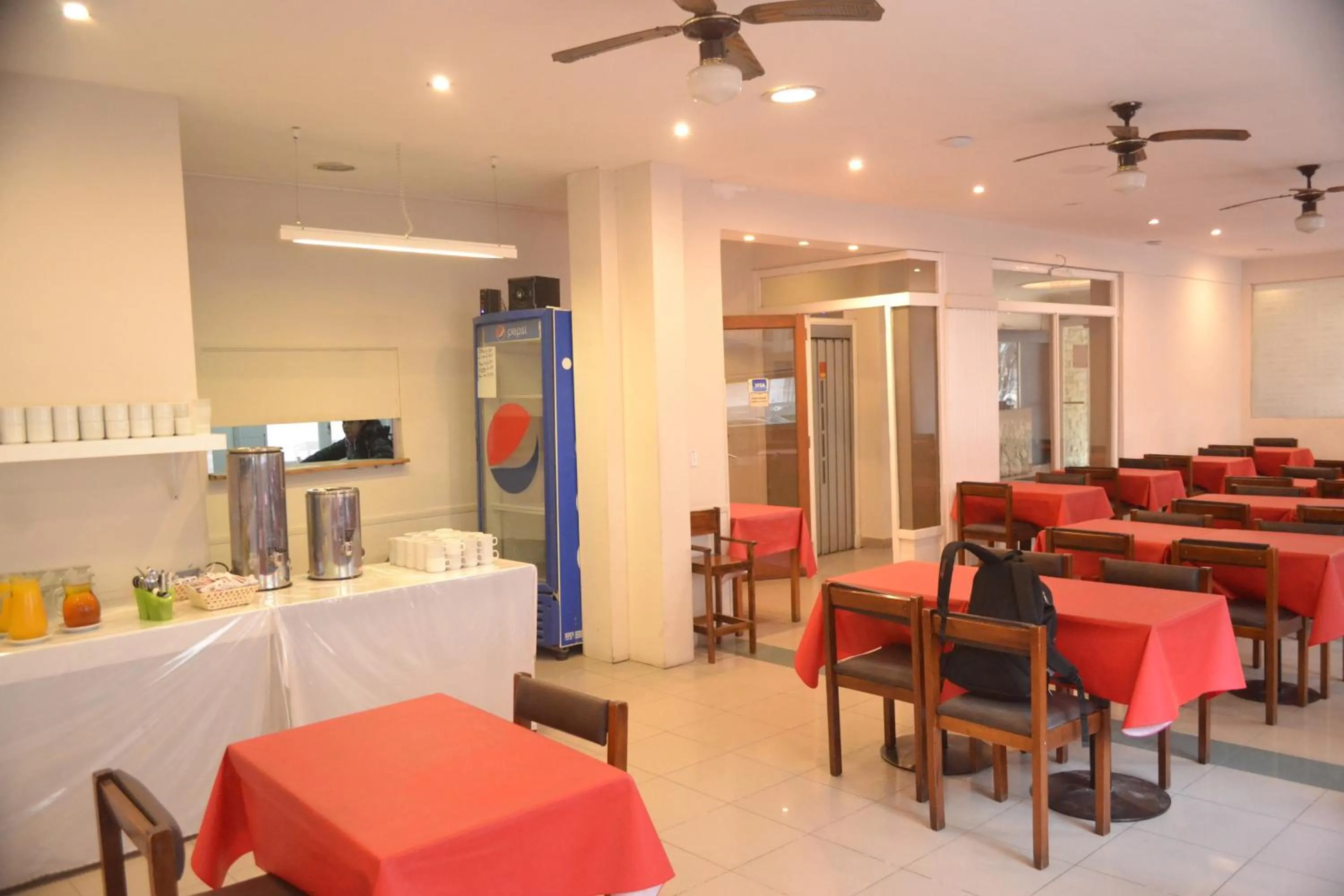 Dining area in Nuevo Horizonte Hotel