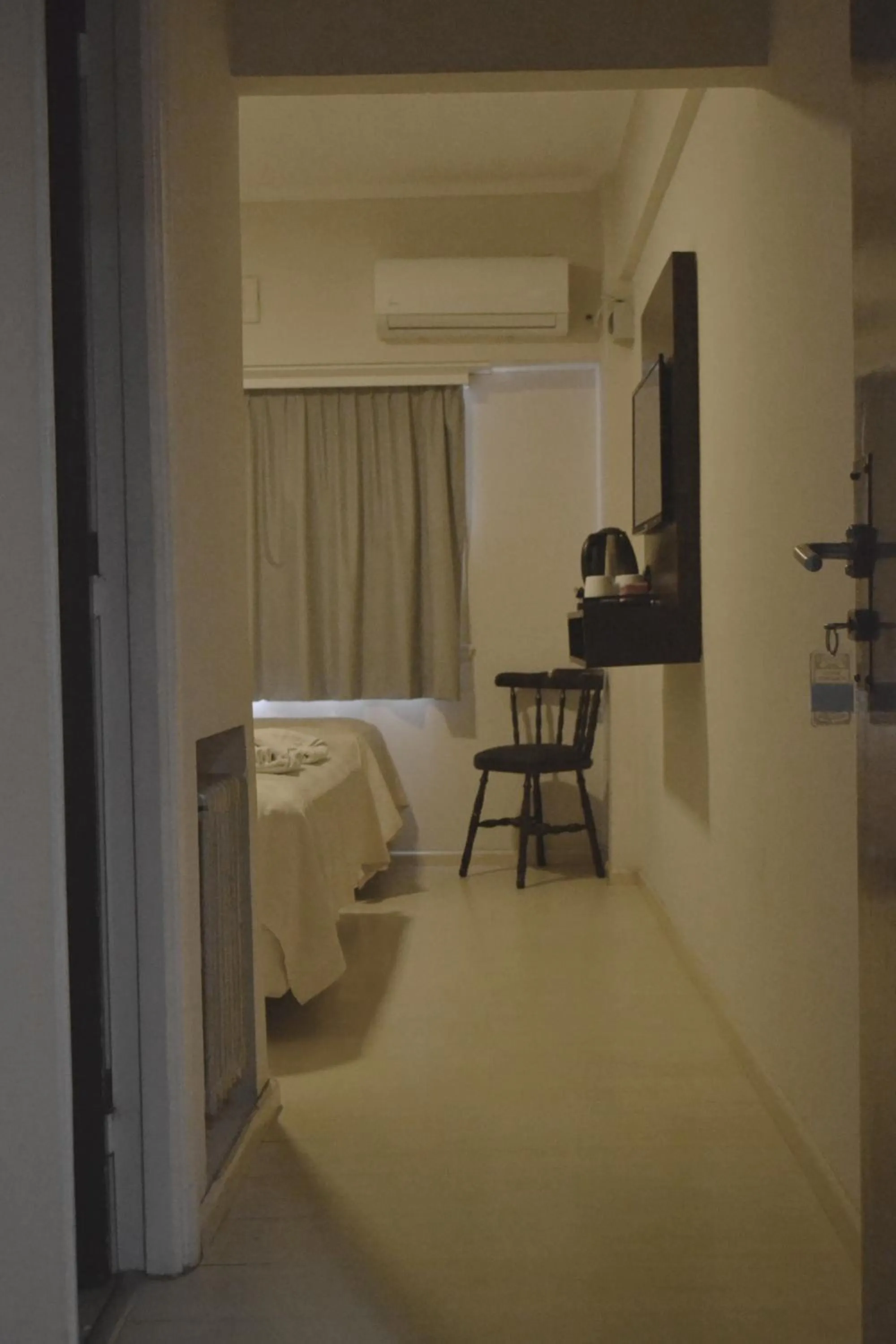 TV and multimedia, Bed in Nuevo Horizonte Hotel