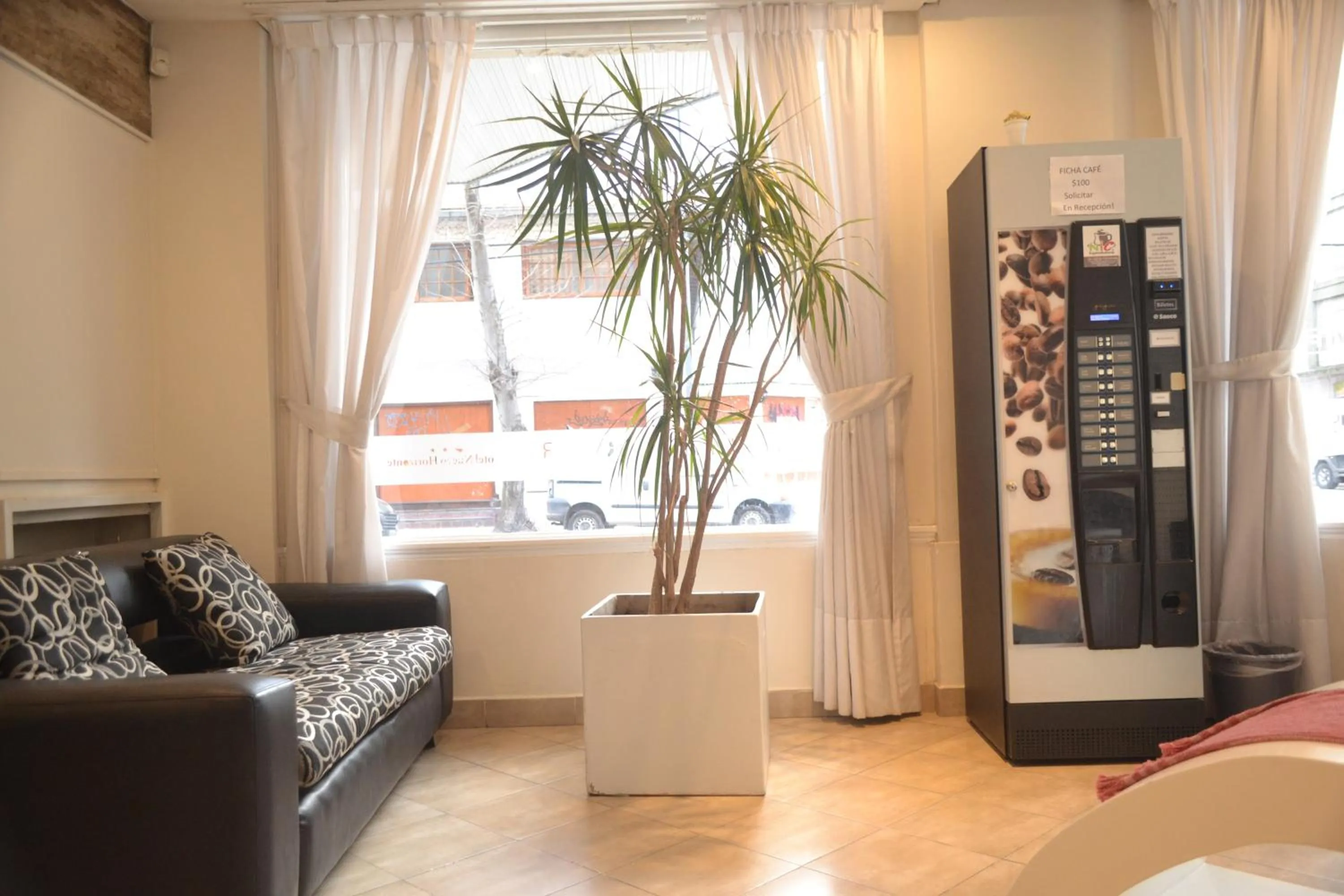 Seating area in Nuevo Horizonte Hotel