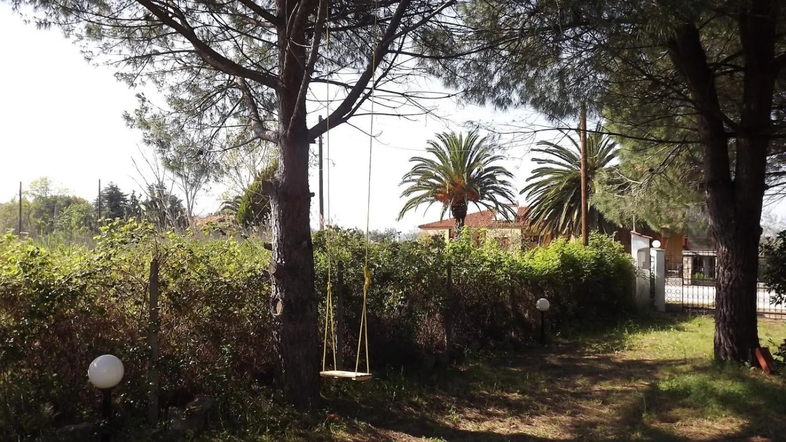 Garden in Pefka Studios & Apartments