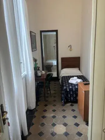 Standard Single Room in Hotel Annalena Standard Single Room in Hotel Annalena