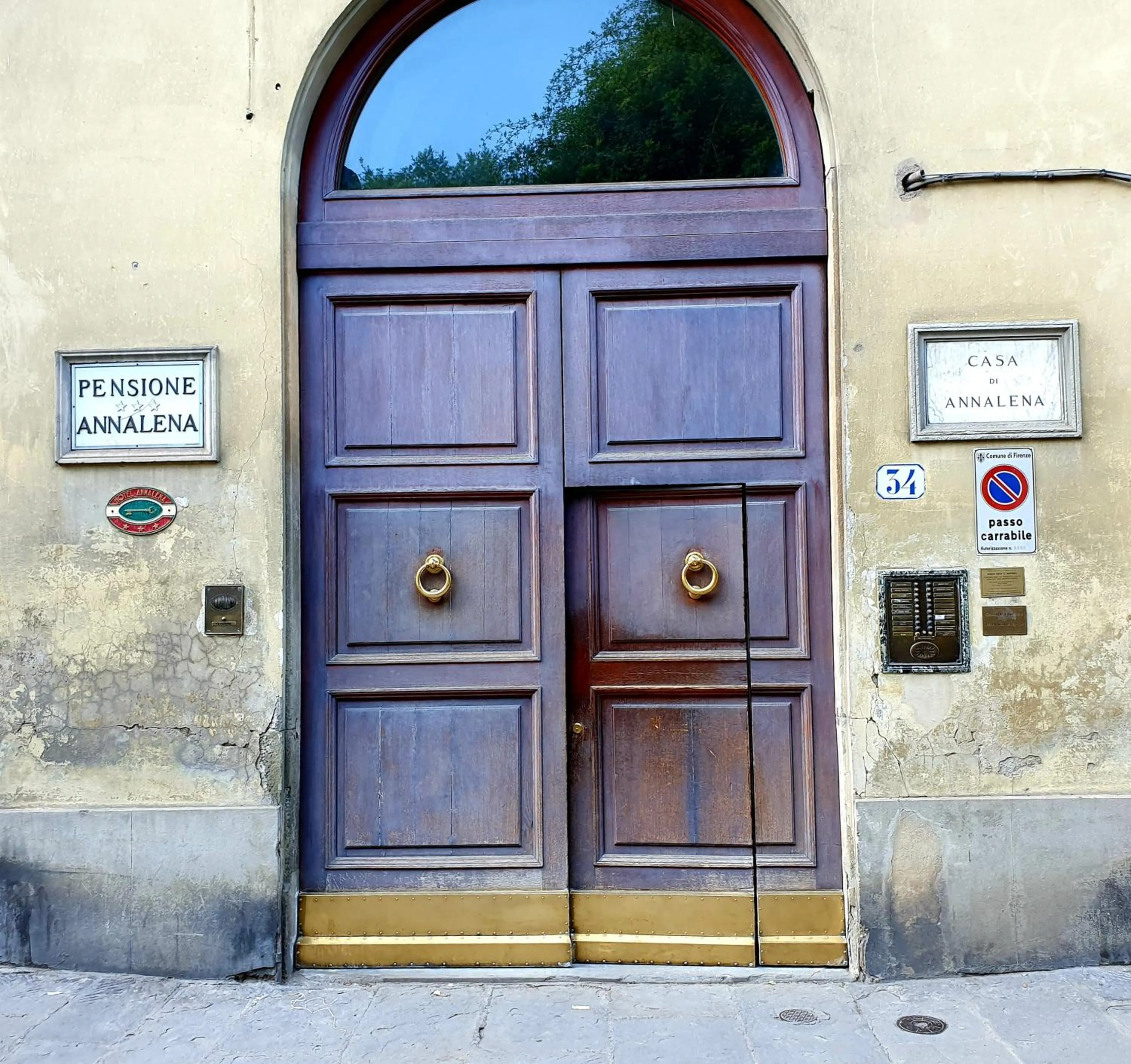Facade/entrance in Hotel Annalena
