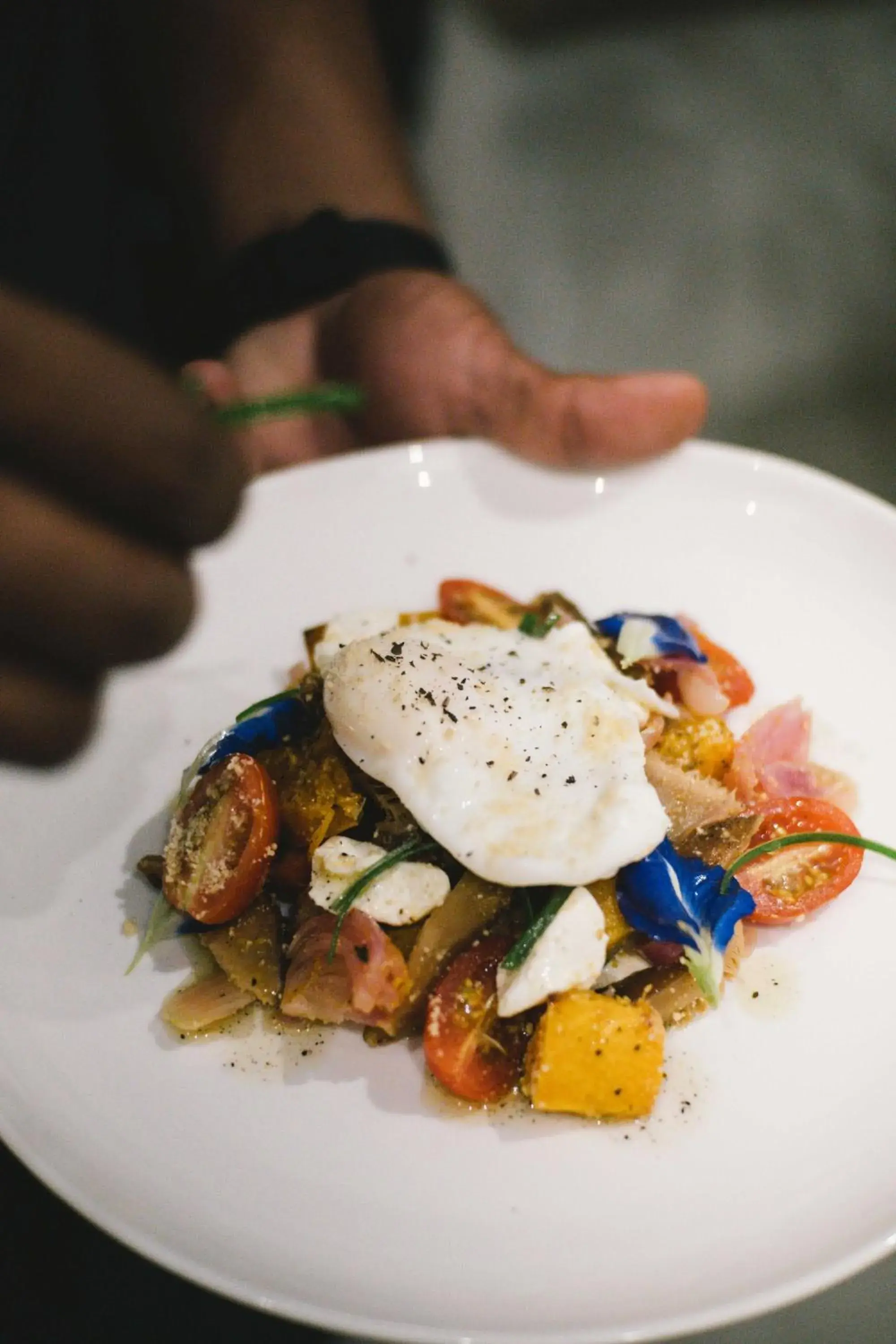 Restaurant/places to eat in Bahala Na Villas Restaurant/places to eat in Bahala Na Villas