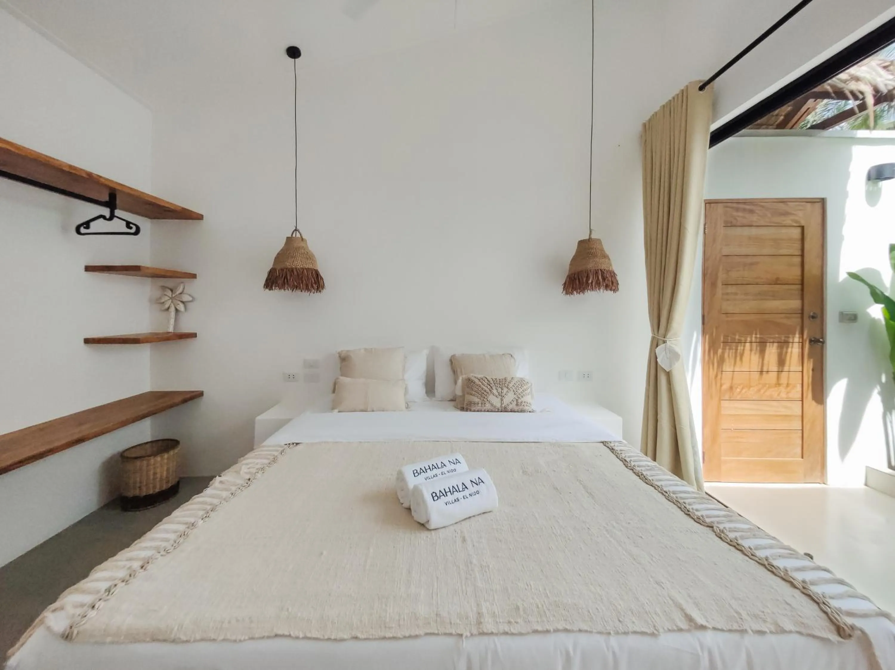 Bed in Bahala Na Villas