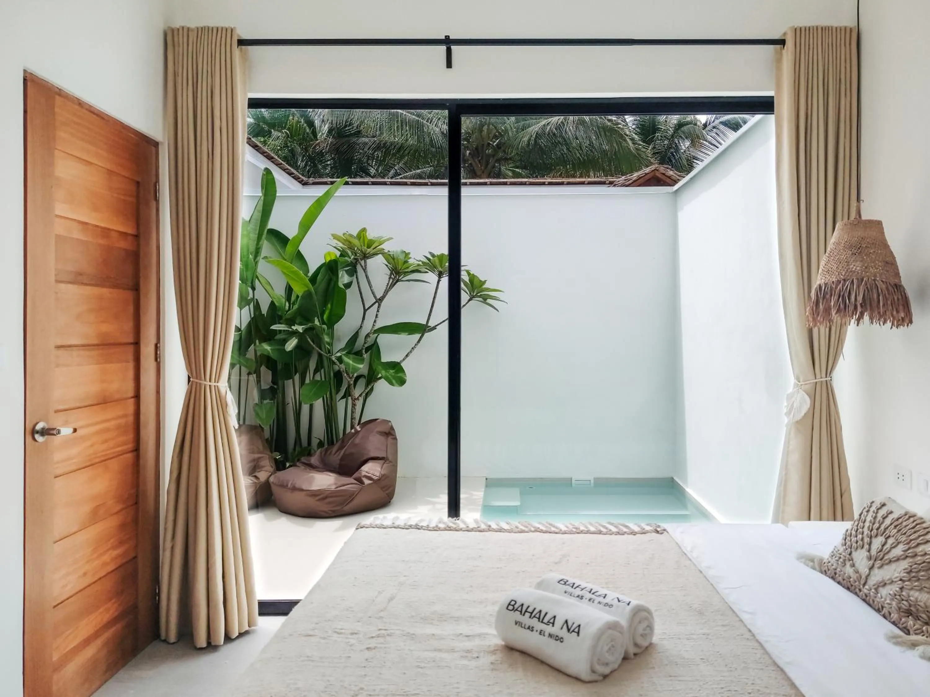 Bed in Bahala Na Villas