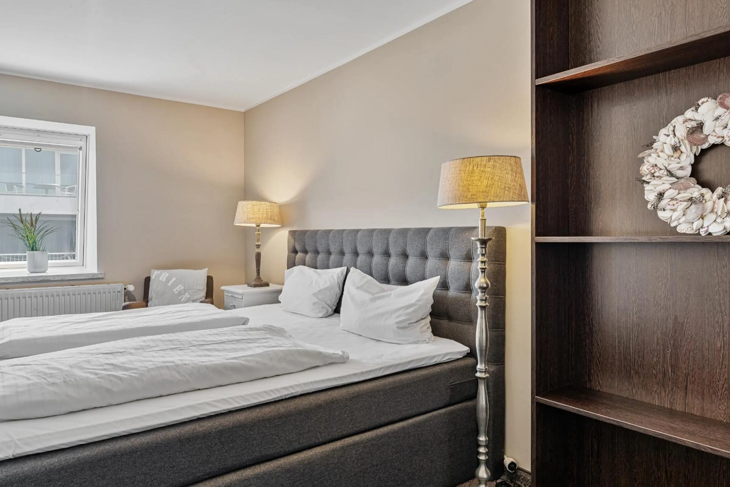 Photo of the whole room, Bed in Hotel Strand No.1