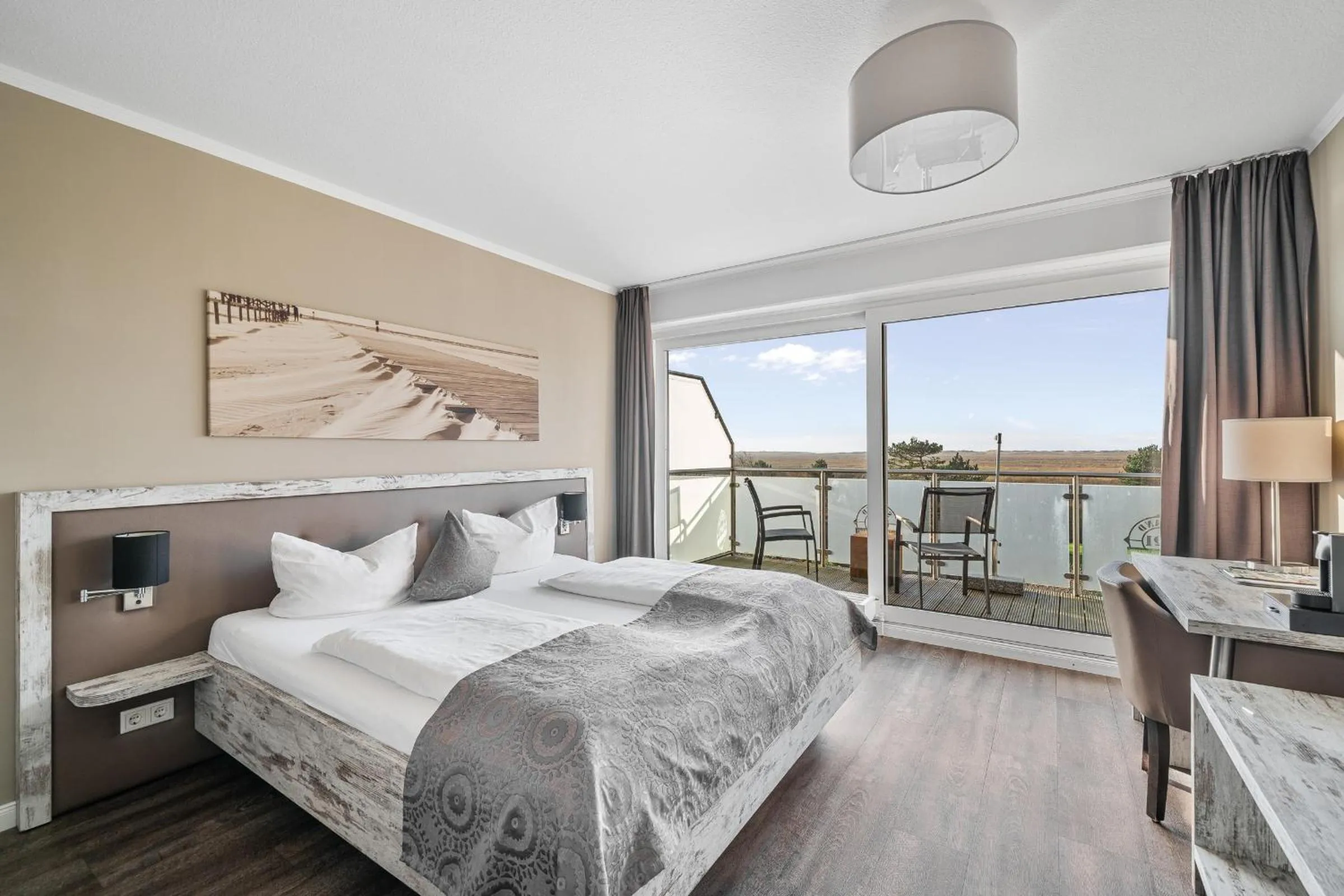 Photo of the whole room, Bed in Hotel Strand No.1