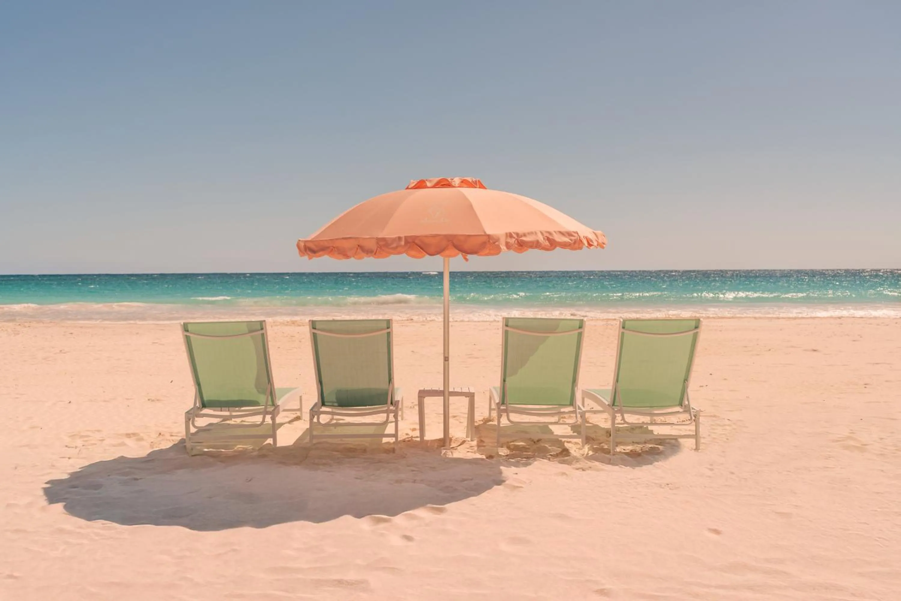 Beach in Coral Sands Inn & Cottages