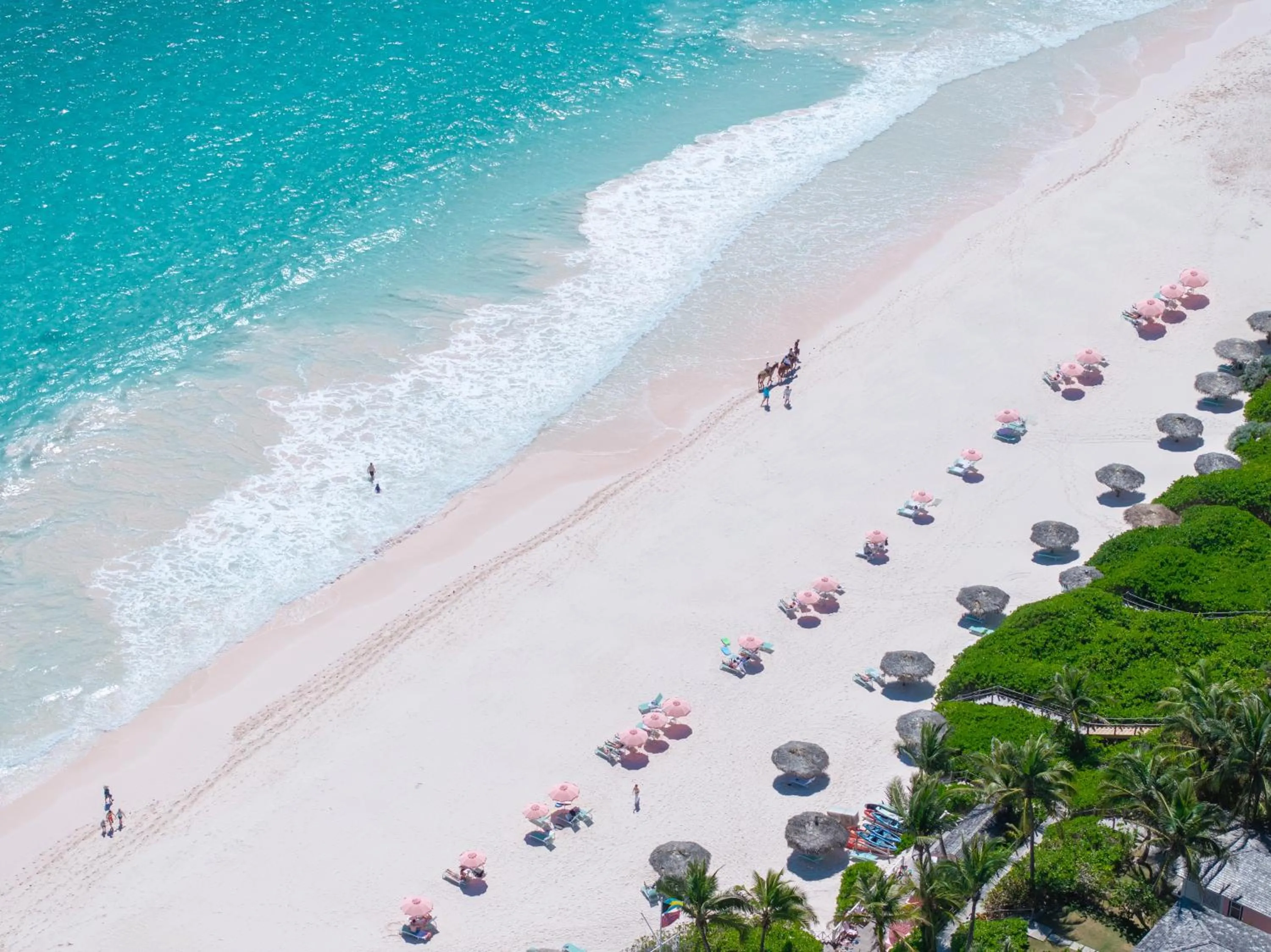 Beach in Coral Sands Inn & Cottages