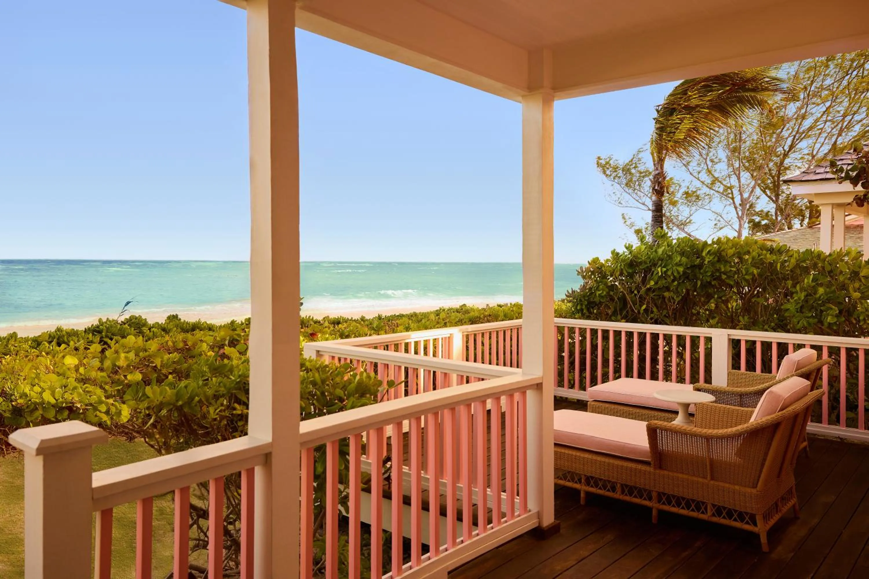 Patio in Coral Sands Inn & Cottages