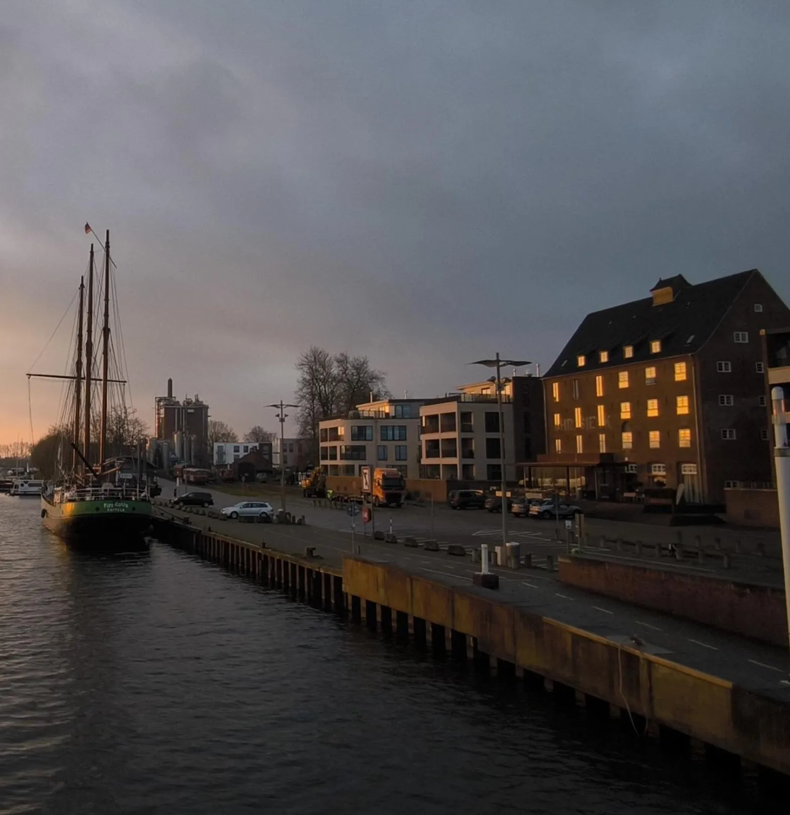 Property building in Südspeicher