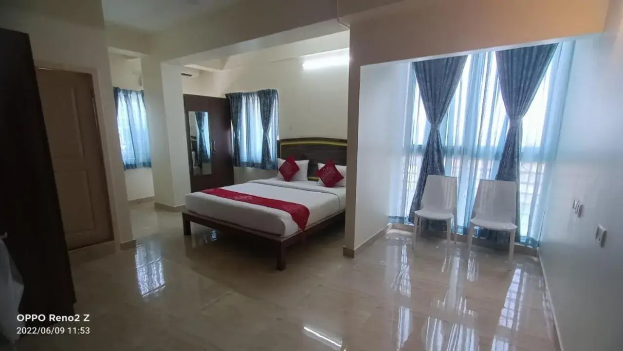 Deluxe Room - single occupancy in Hotel Amulya Relax Inn Deluxe Room - single occupancy in Hotel Amulya Relax Inn