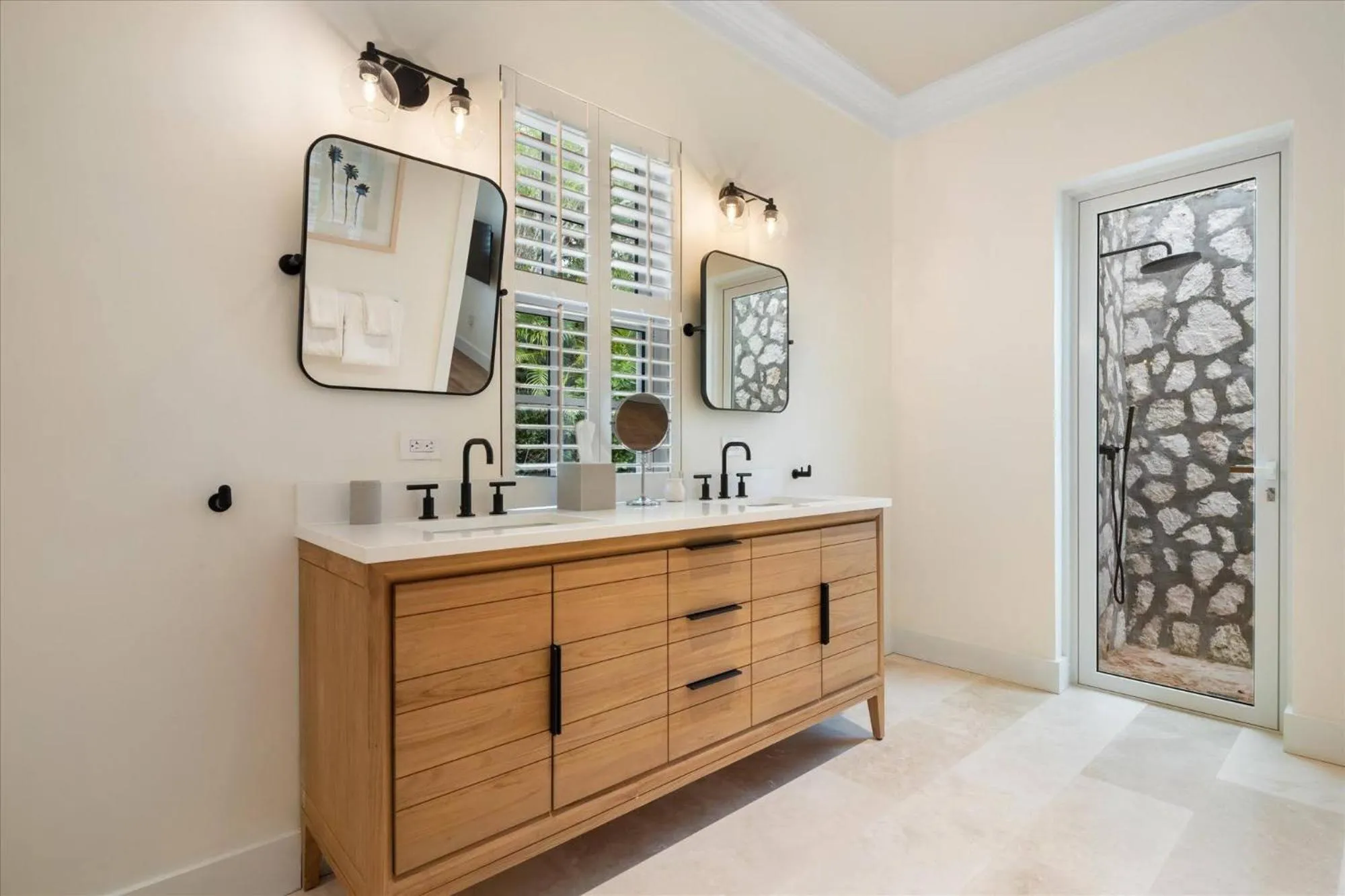 Bathroom in Pink Sands Resort