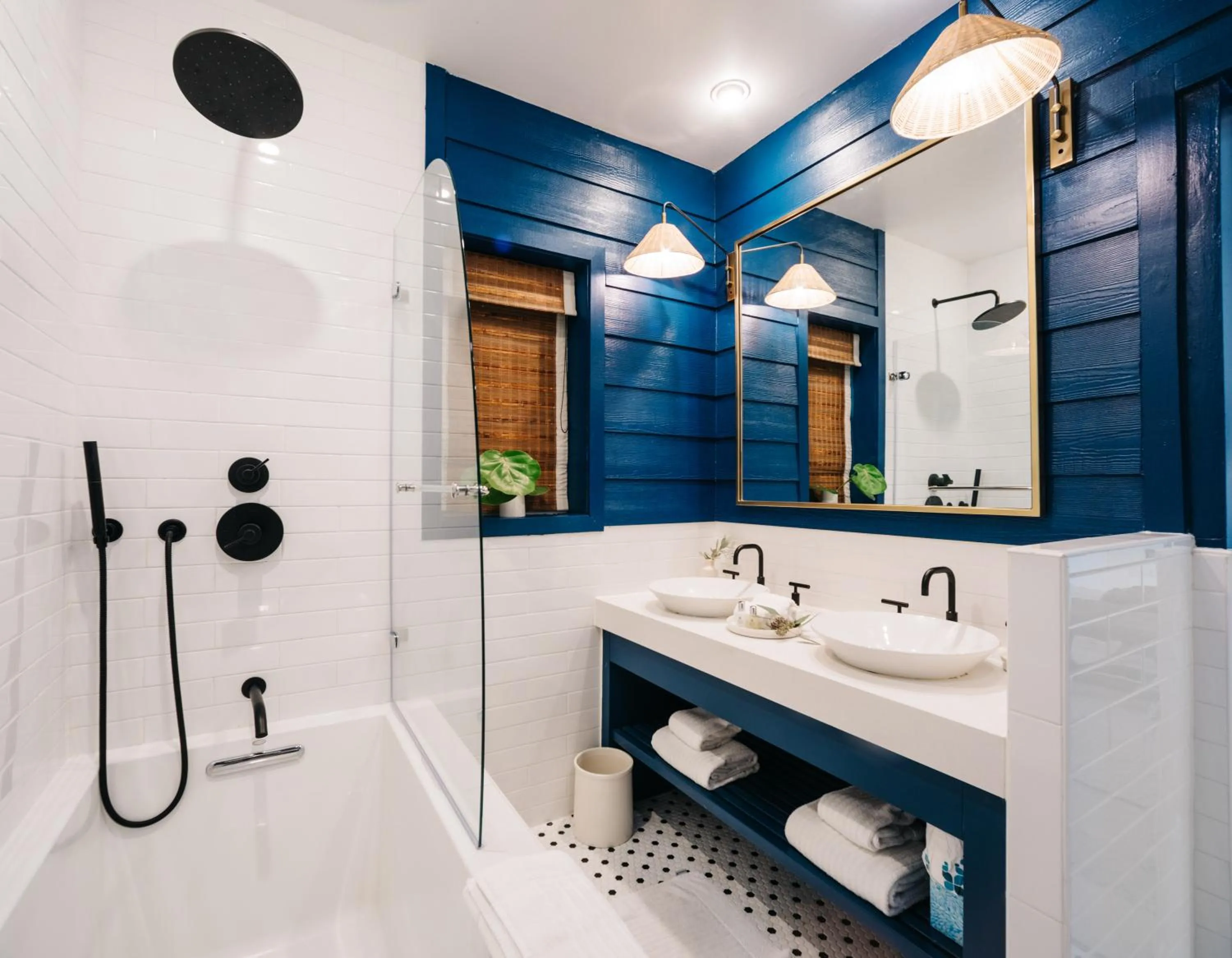 Bathroom in Pink Sands Resort