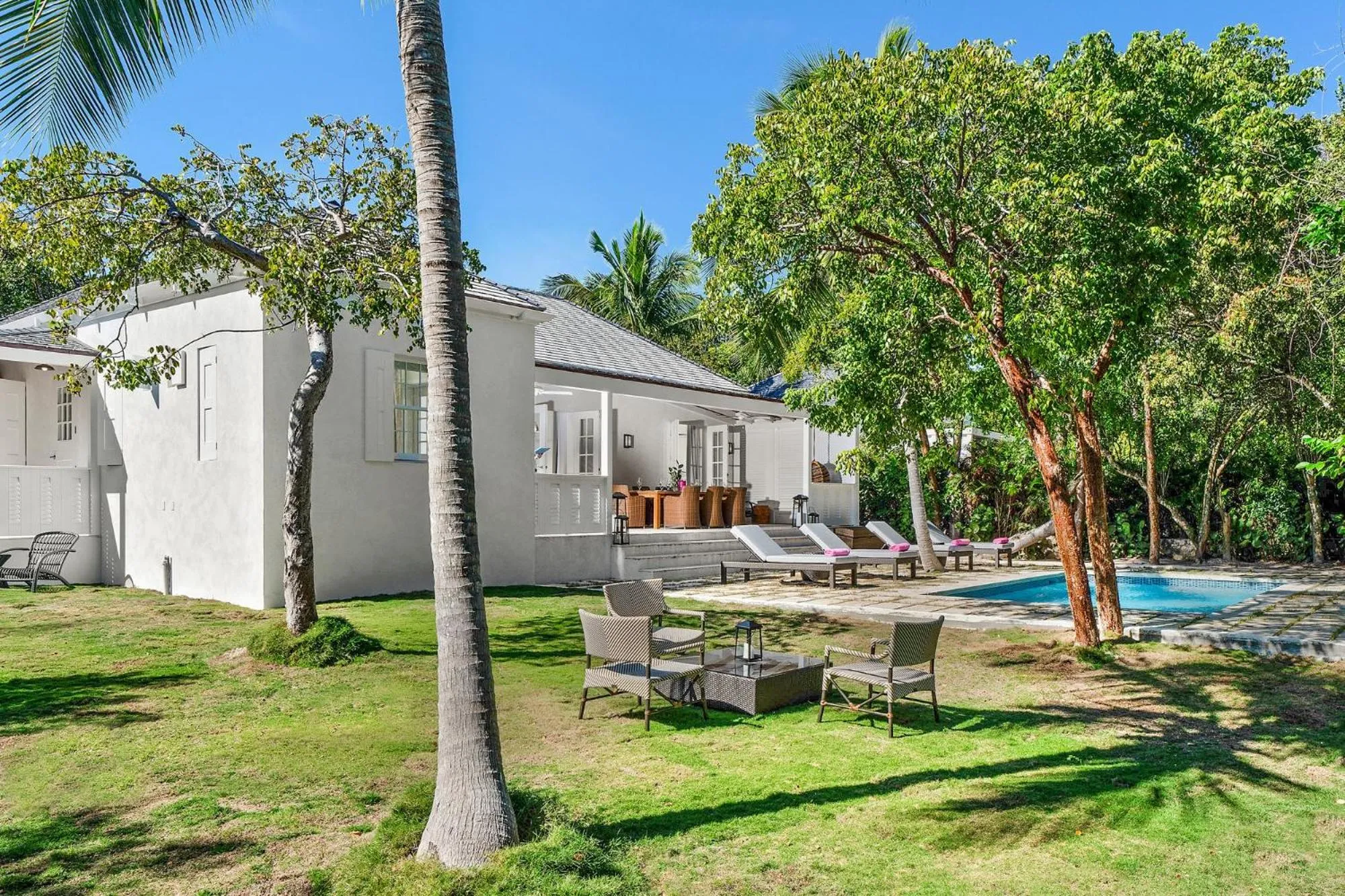 Property building in Pink Sands Resort