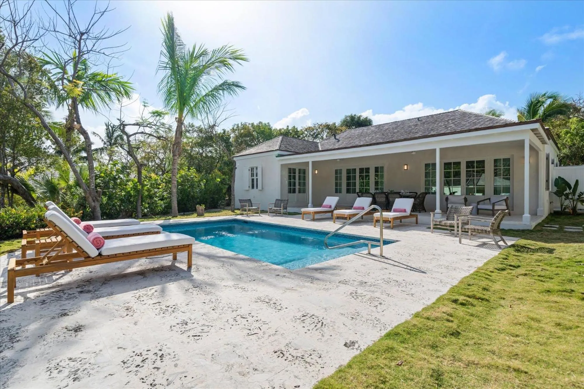 Pool view in Pink Sands Resort