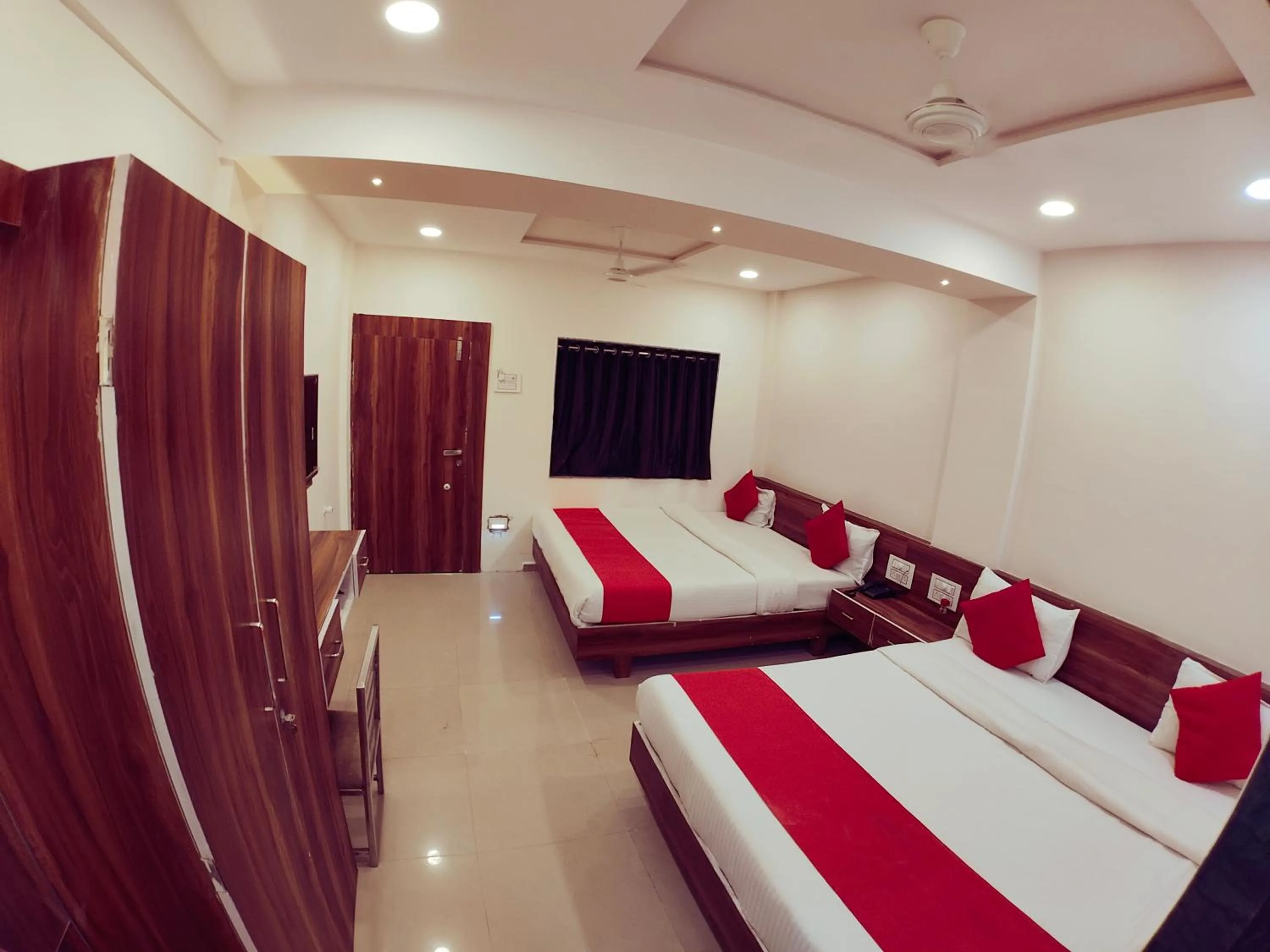 Bed in Hotel Nawanagar Residency