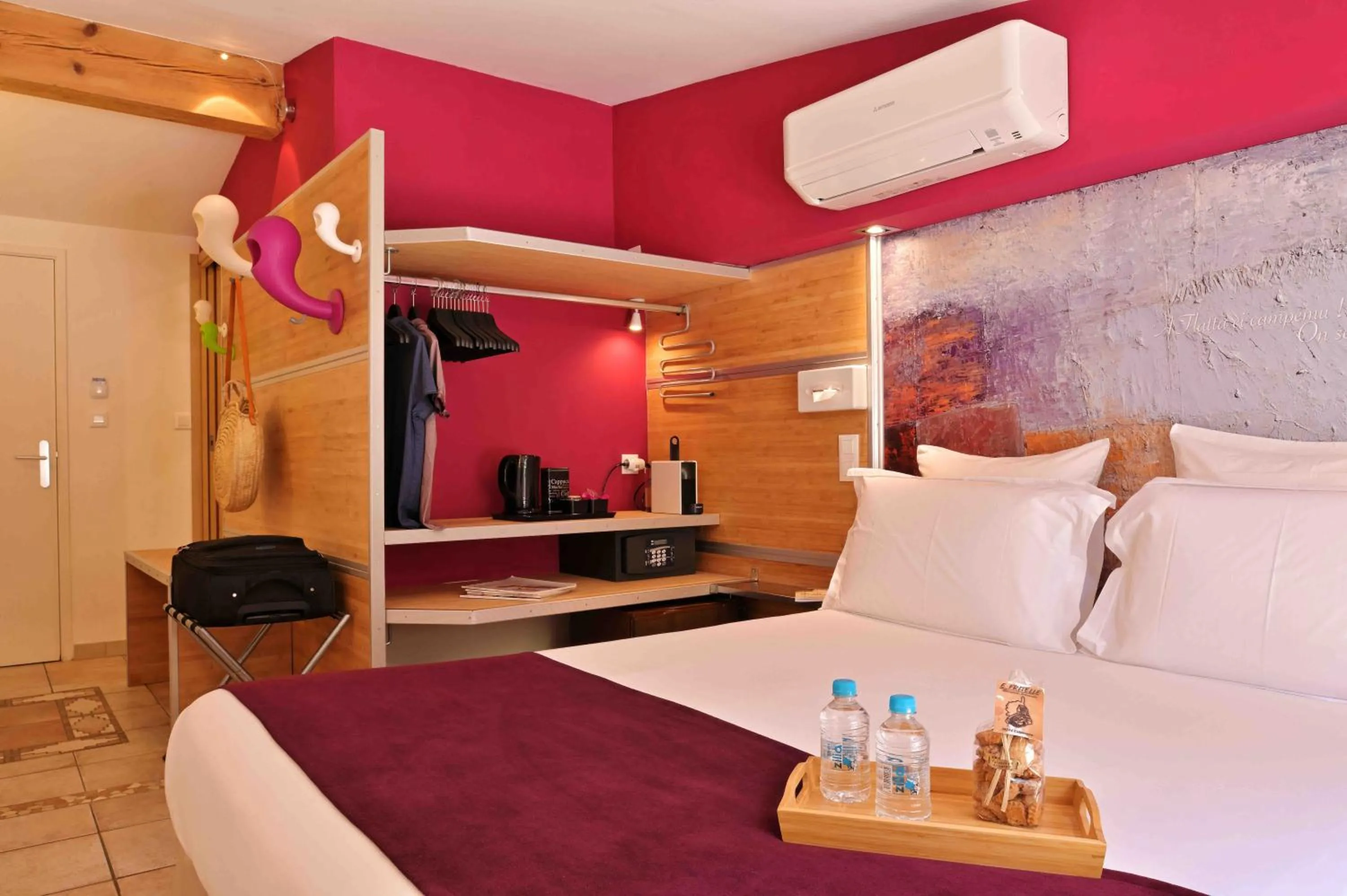 Bed in Hôtel Domaine A Flatta