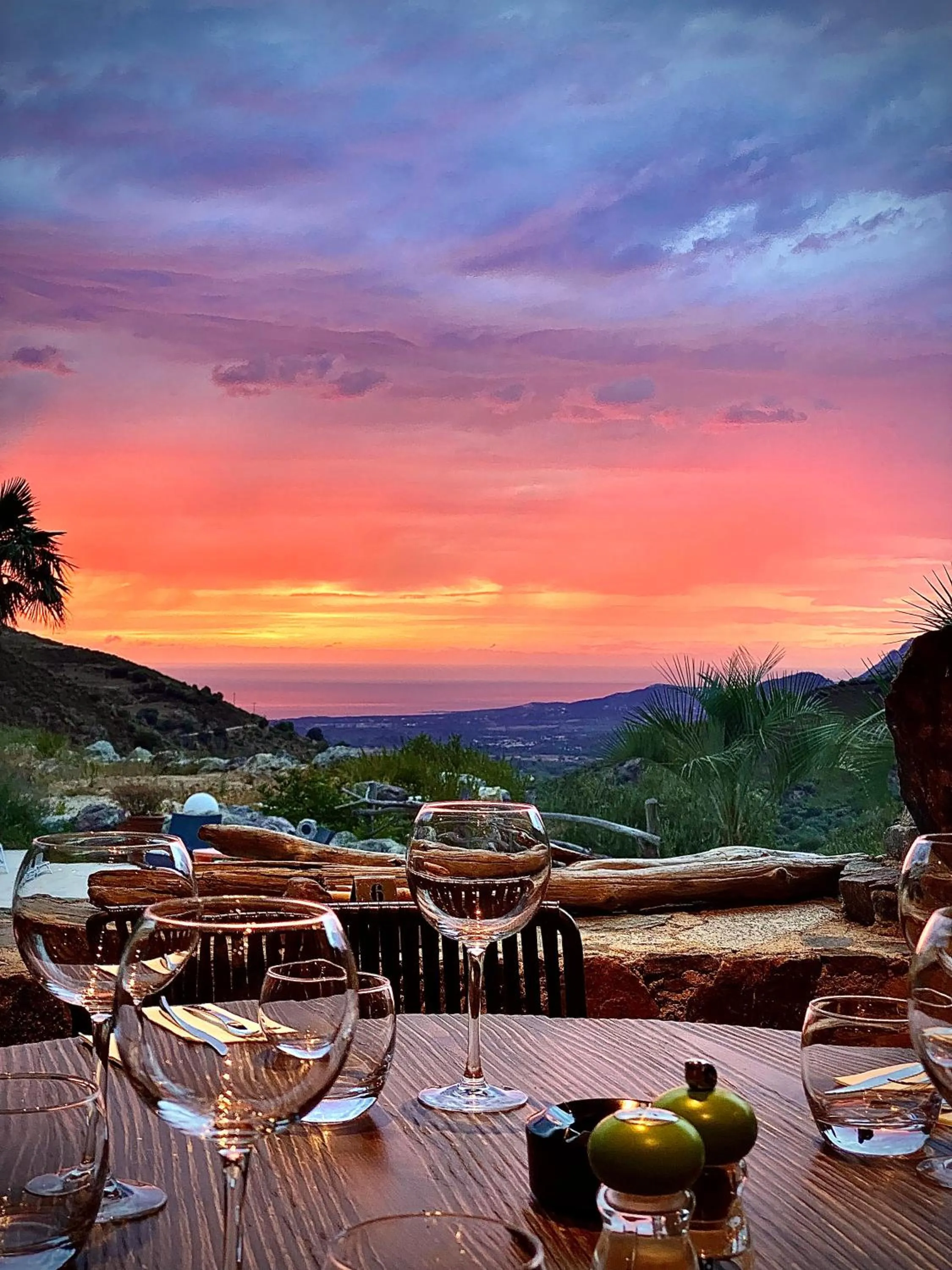 Restaurant/places to eat in Hôtel Domaine A Flatta