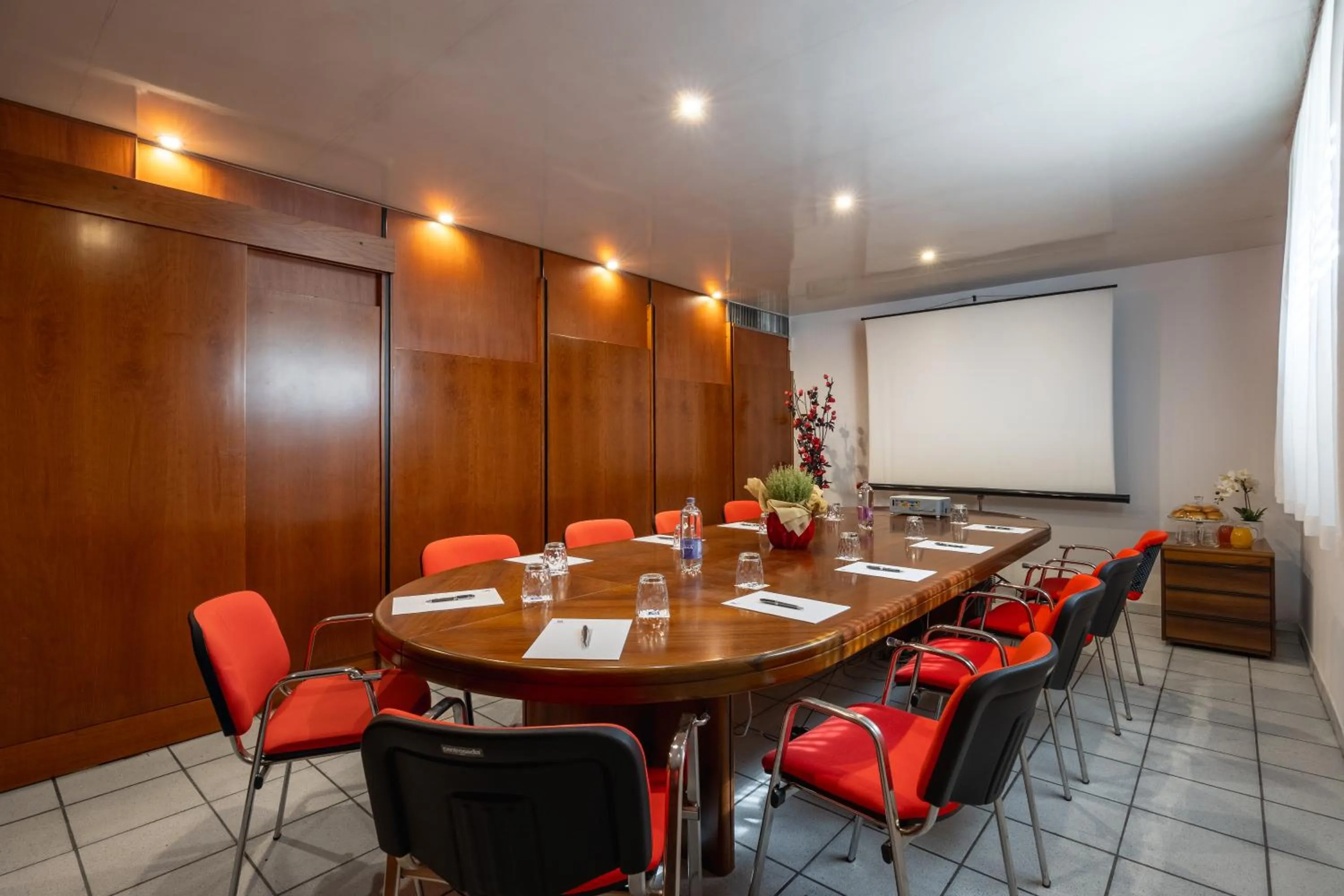 Meeting/conference room in iH Hotels Padova Admiral