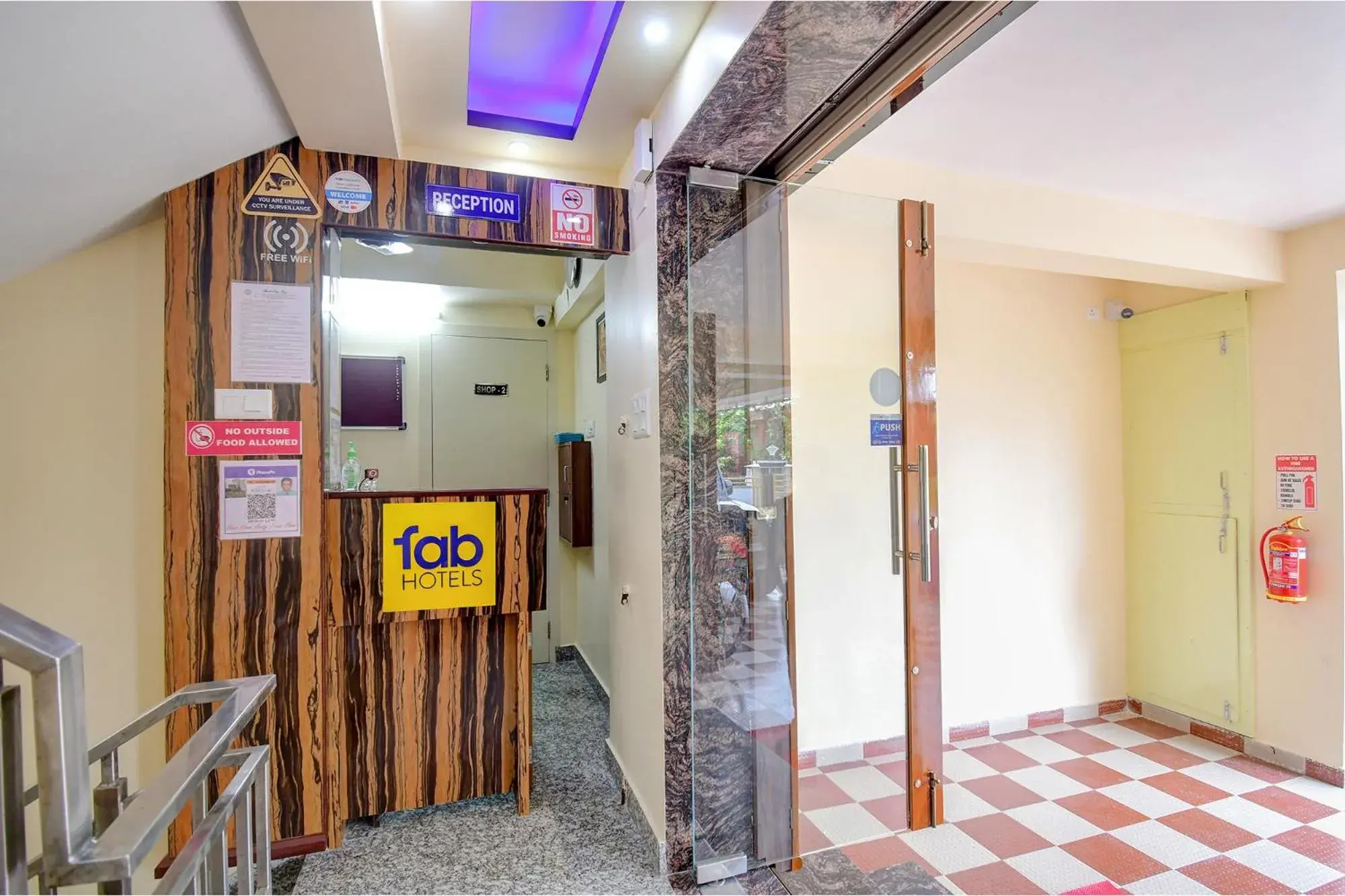 Lobby or reception in FabHotel Anchorage Inn - Nr Axis Mall Lobby or reception in FabHotel Anchorage Inn - Nr Axis Mall