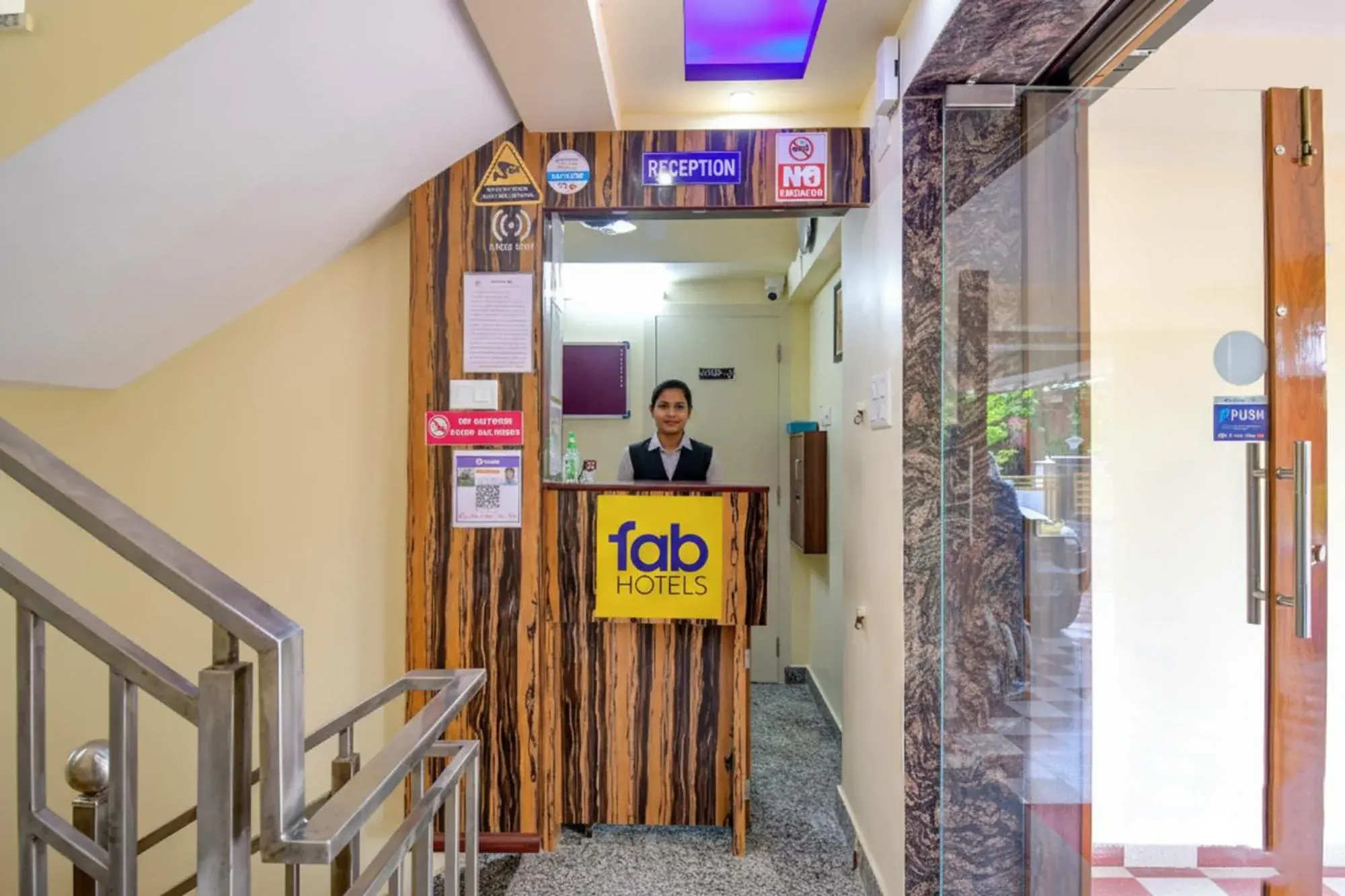 Lobby or reception in FabHotel Anchorage Inn - Nr Axis Mall Lobby or reception in FabHotel Anchorage Inn - Nr Axis Mall
