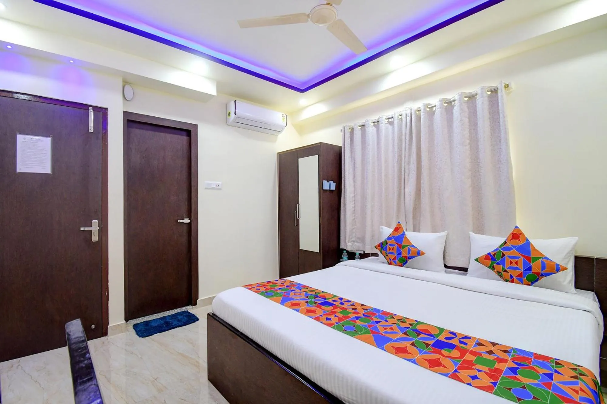 Bedroom, Bed in FabHotel Anchorage Inn - Nr Axis Mall