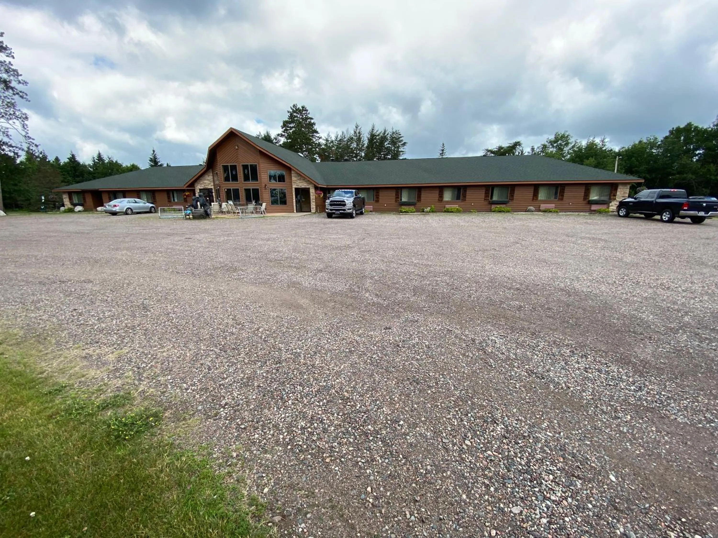 Property building in Boulder Bear Motor Lodge