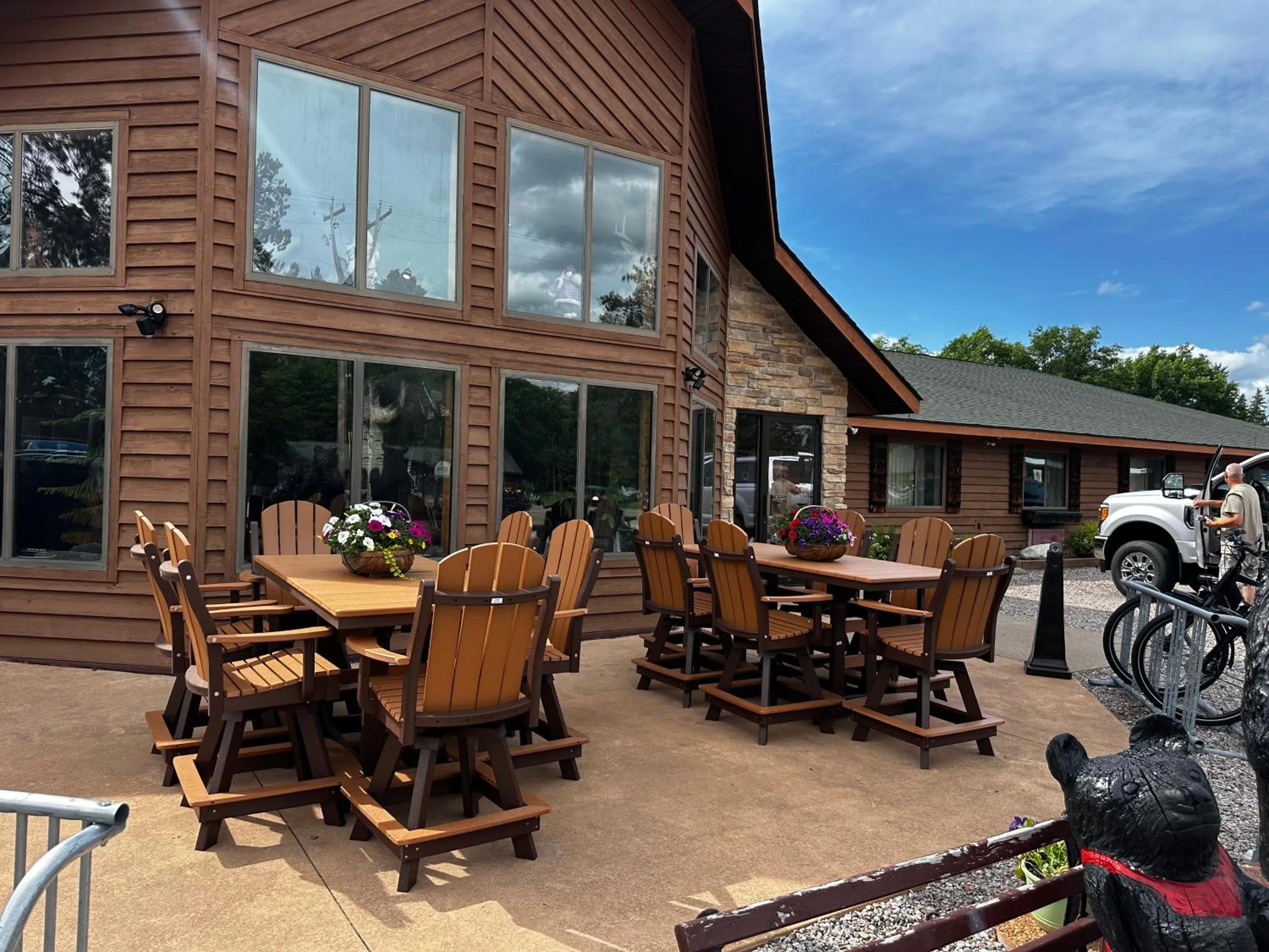 Patio in Boulder Bear Motor Lodge