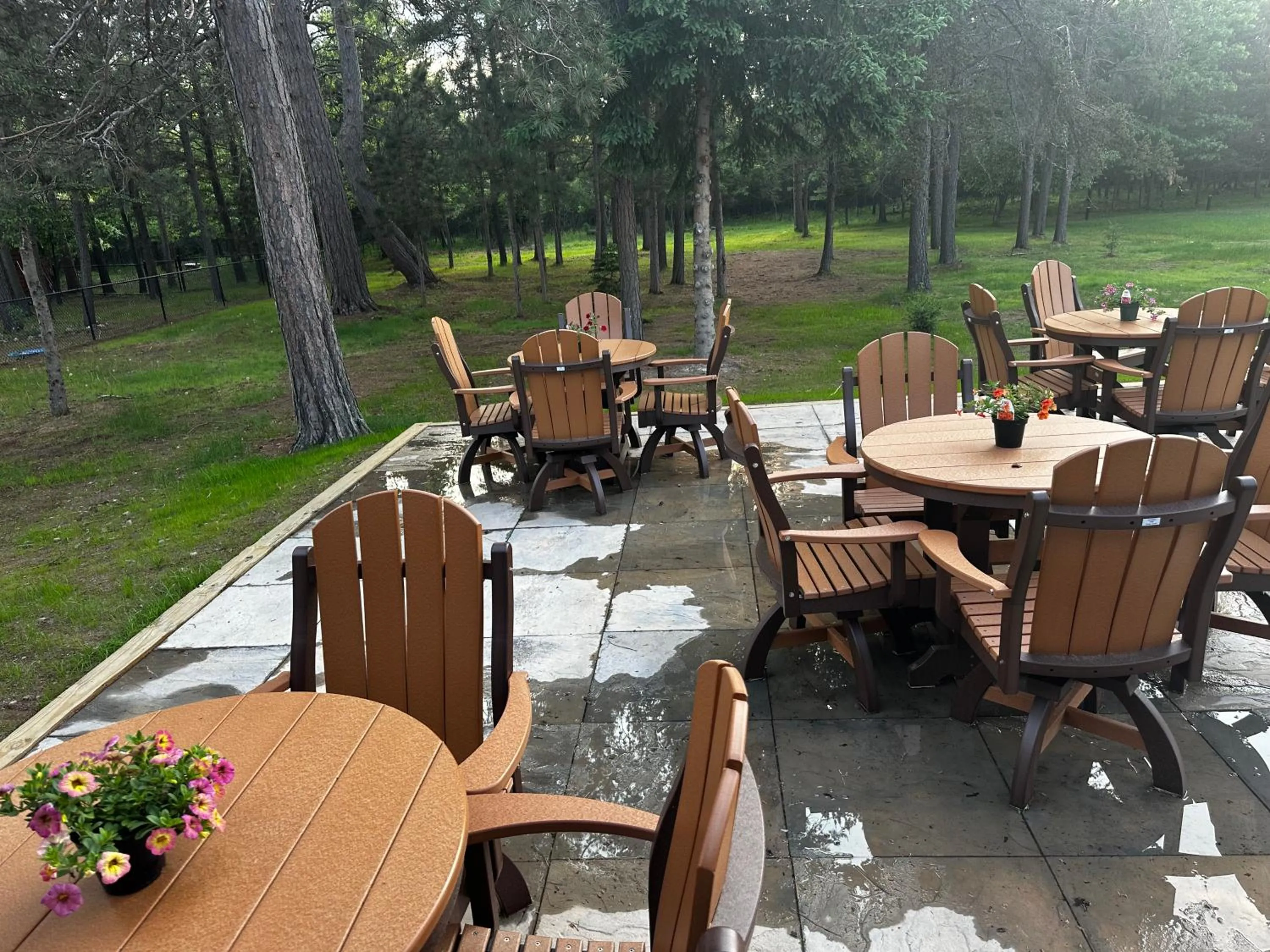 Patio in Boulder Bear Motor Lodge