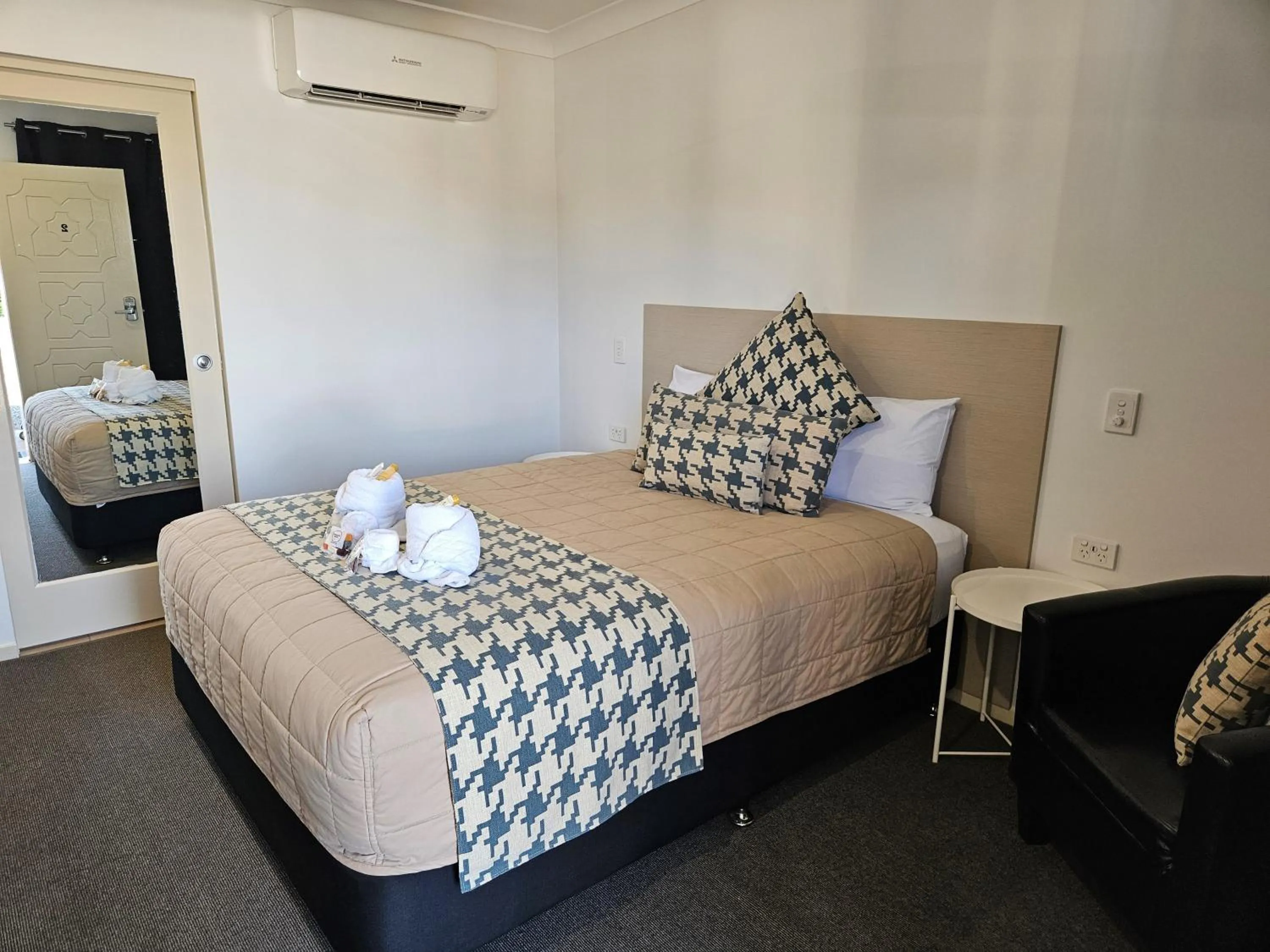 Bedroom, Bed in Boggabri Motel