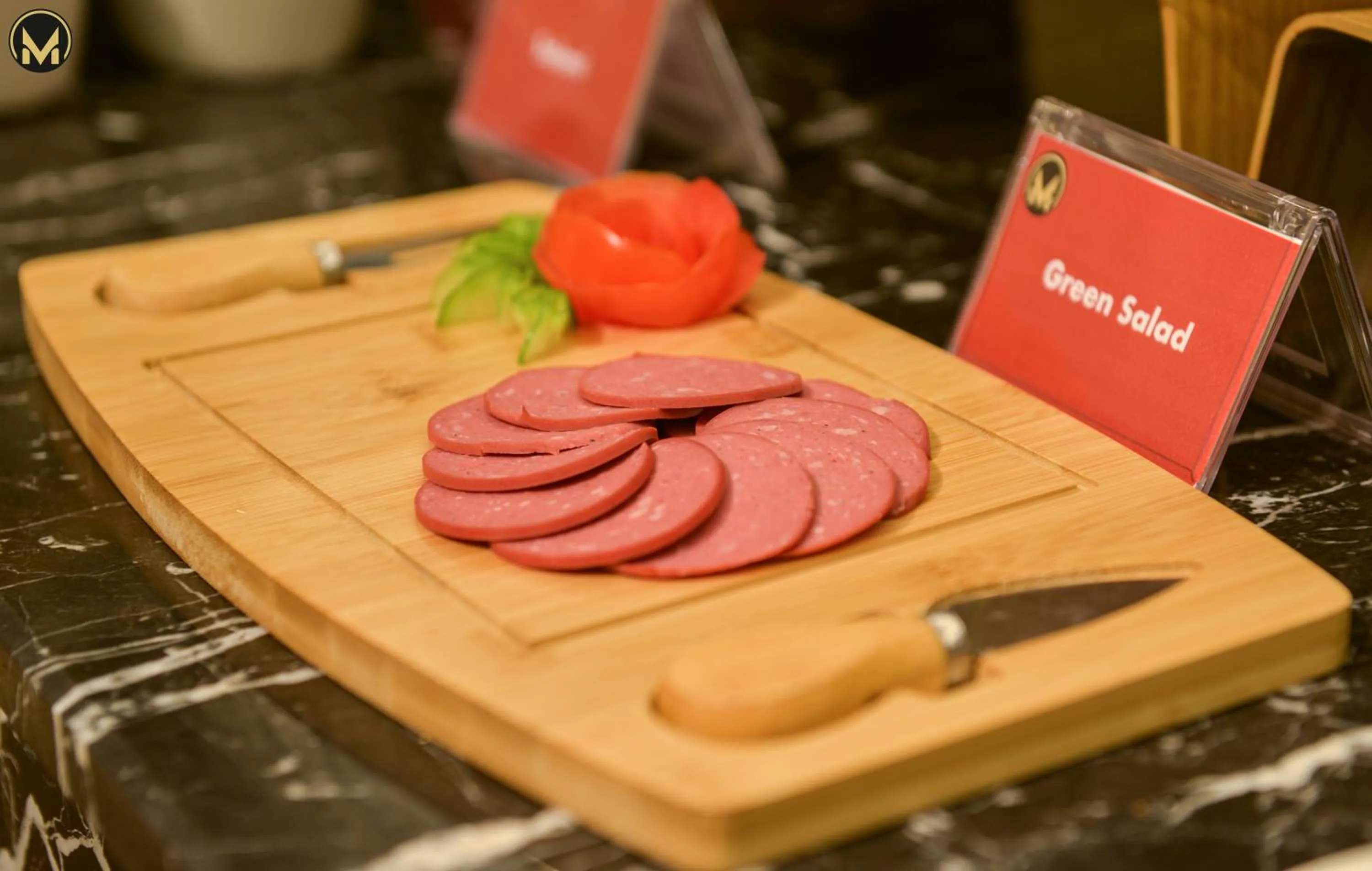 Restaurant/places to eat in Muscat Express Hotel