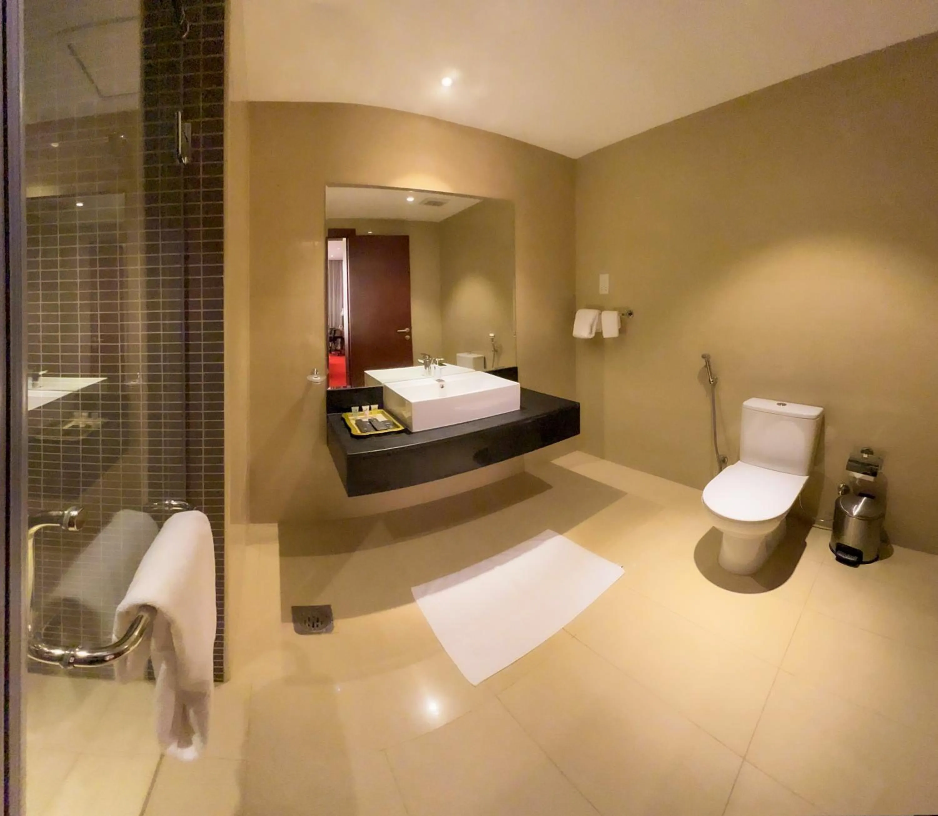 Bathroom in Muscat Express Hotel